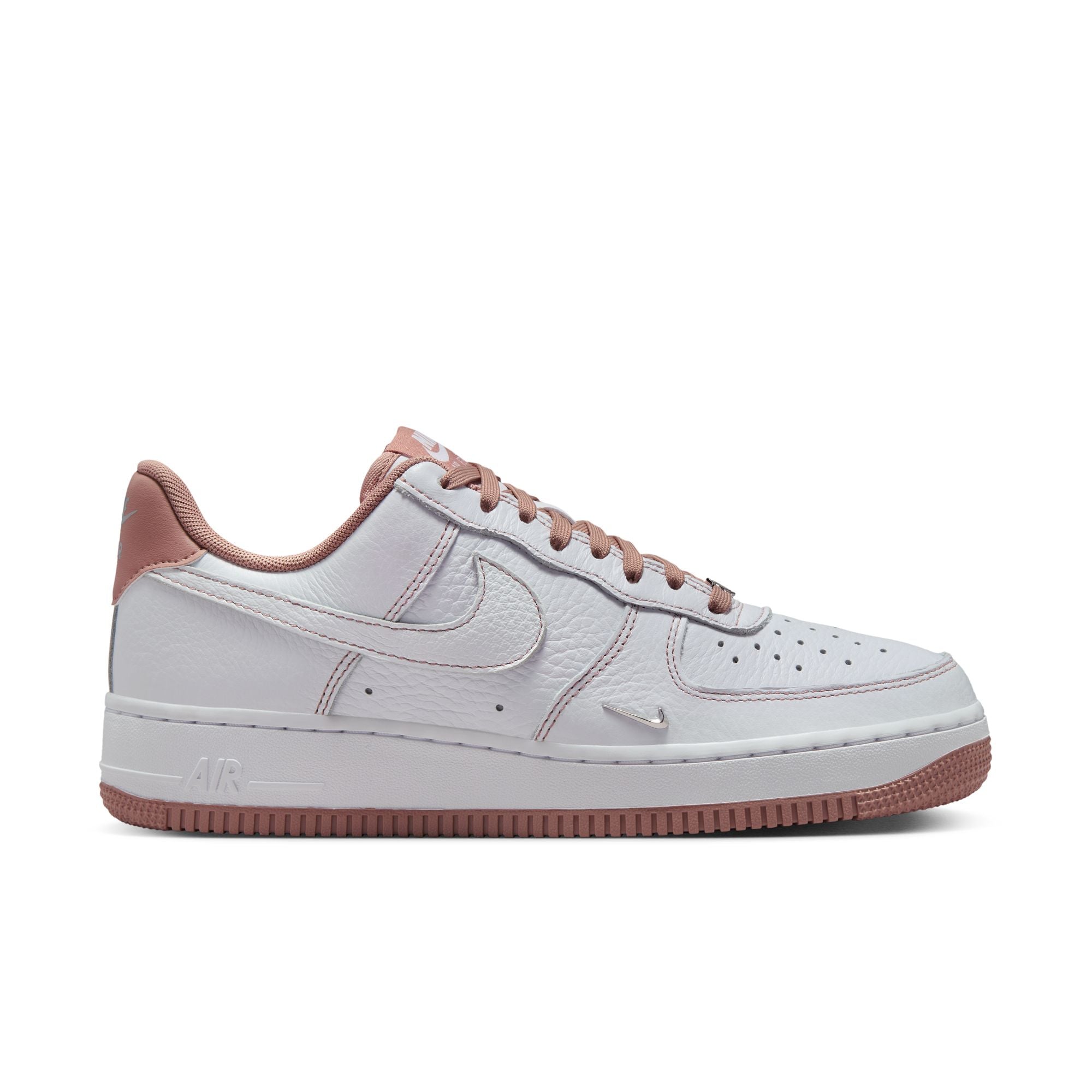 do women's air force ones run small