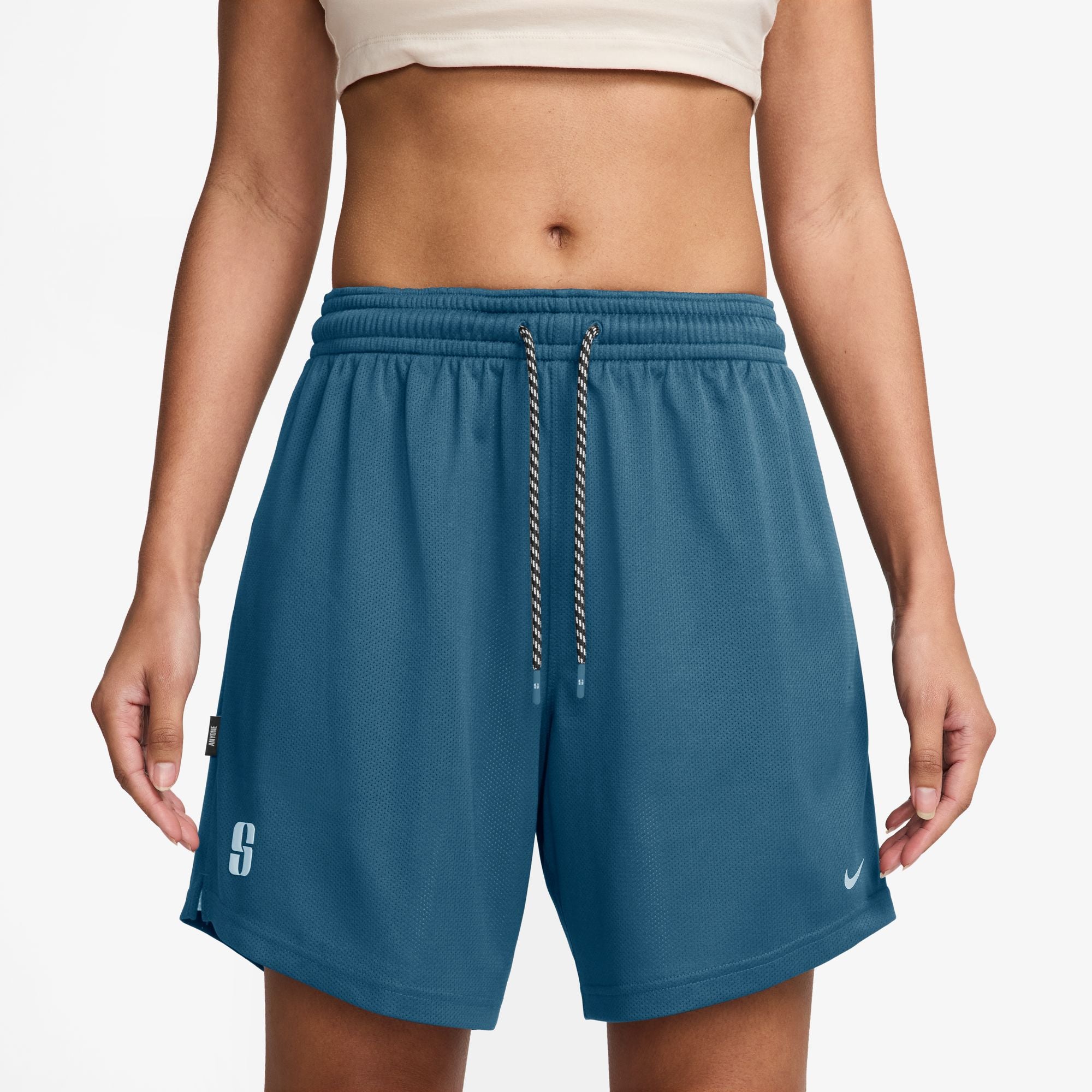 nike basketball shorts pockets