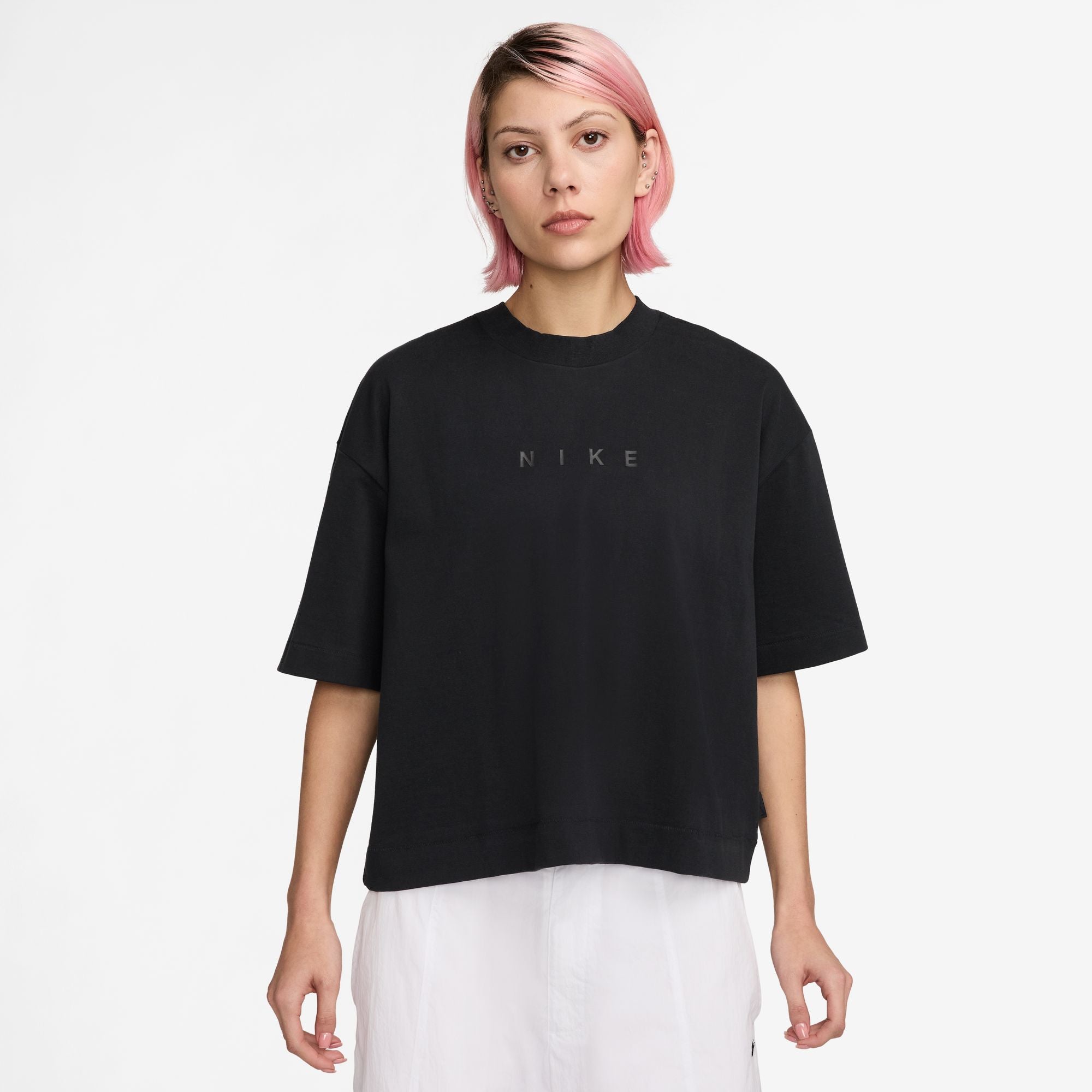 NIKE WOMENS LUXE BOXY TEE