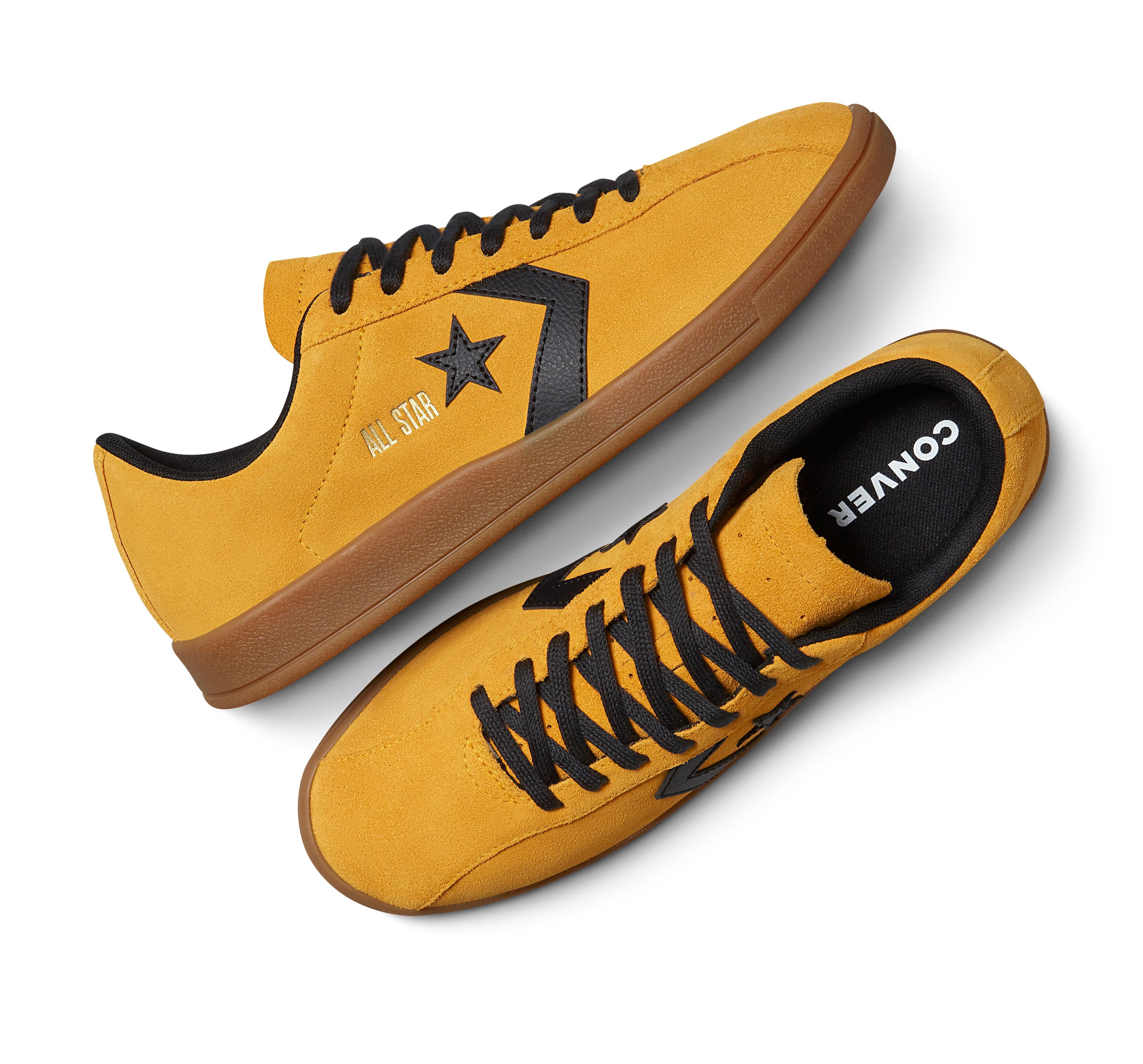 CONVERSE CLASSIC TRAINER SUEDE LOW