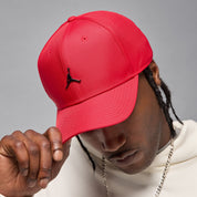 JORDAN UNISEX METAL JUMPMAN RISE CAP