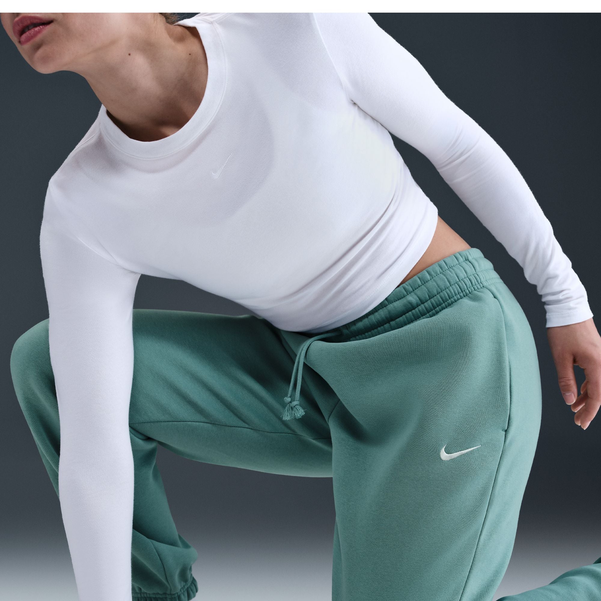 NIKE WOMENS FLEECE HIGH RISE OVERSIZED PANTS