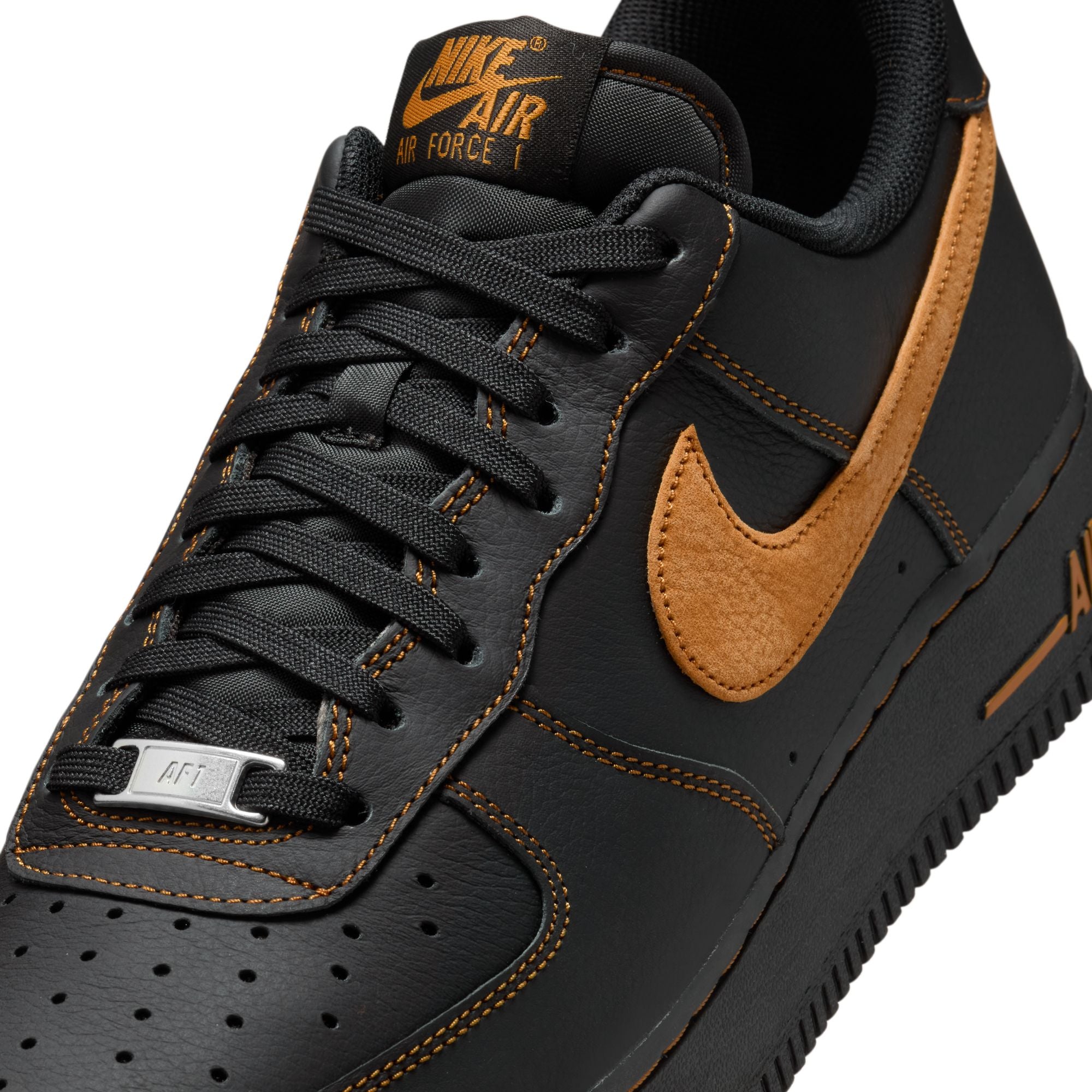 NIKE AIR FORCE 1 '07 LV8