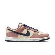 NIKE WOMENS DUNK LOW SE