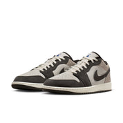 AIR JORDAN 1 LOW SE V2