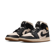 WOMENS AIR JORDAN 1 MID SE
