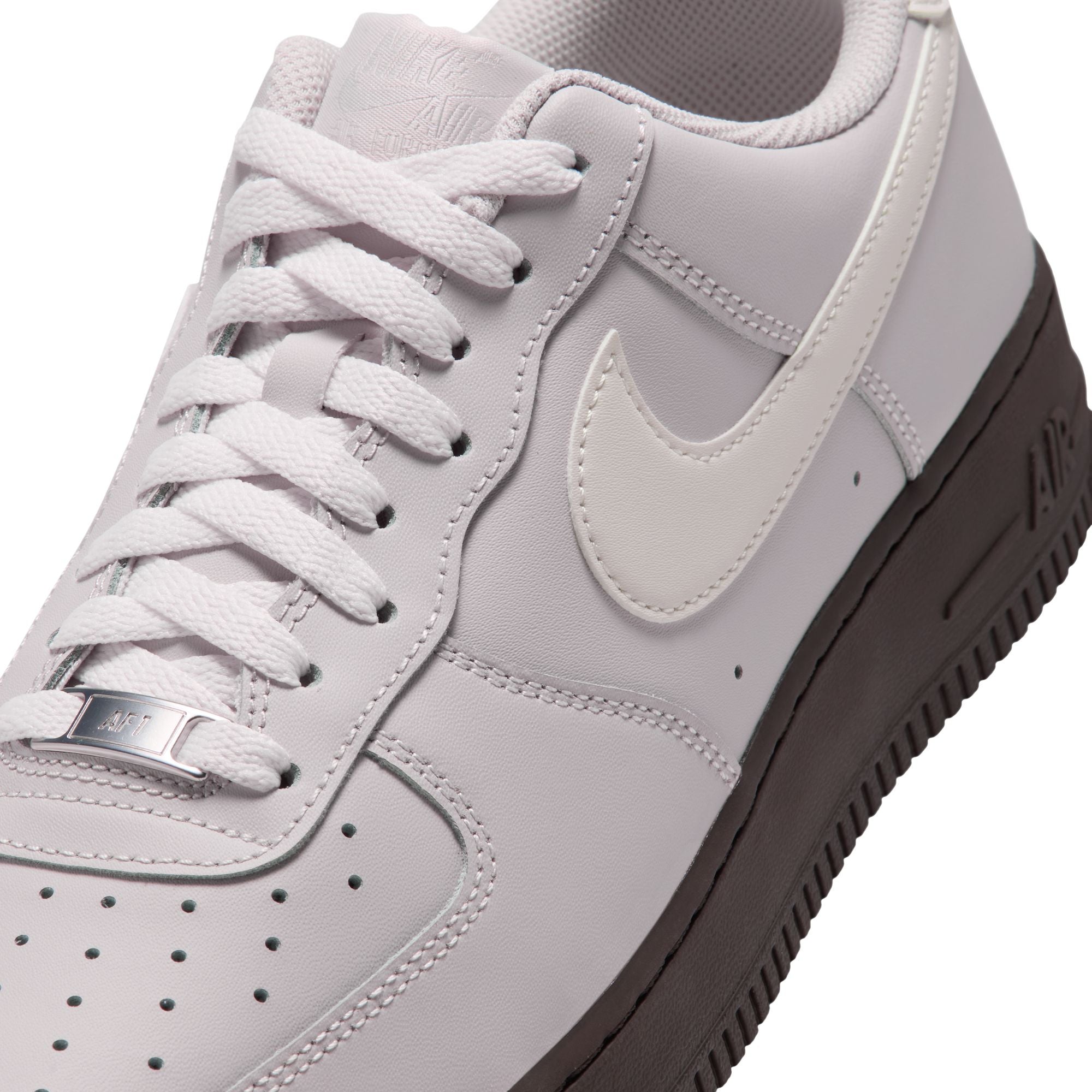 NIKE AIR FORCE 1 '07