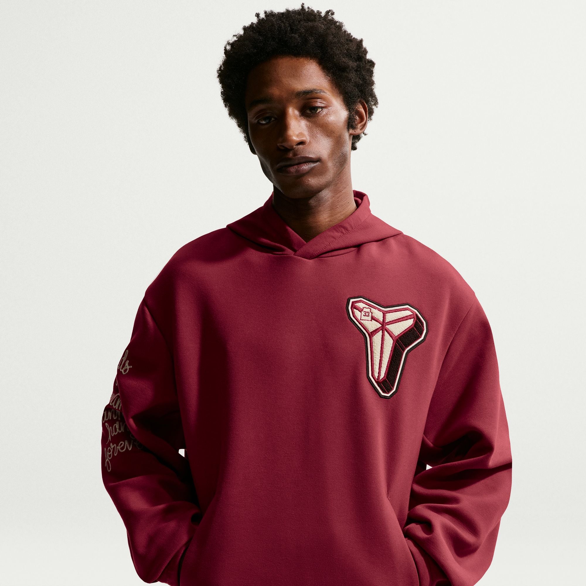 NIKE MENS KOBE DRI-FIT FLEECE PULLOVER HOODIE