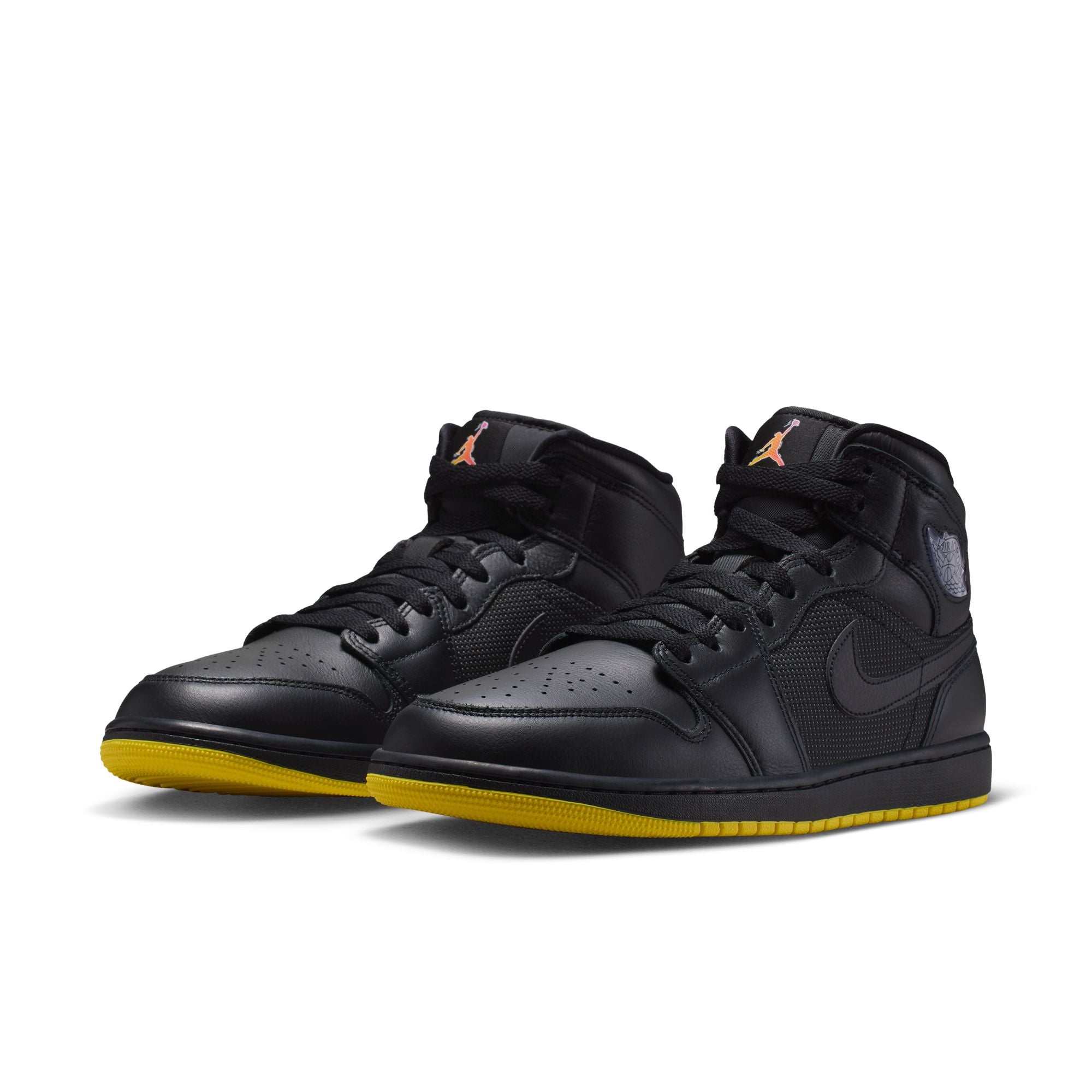 AIR JORDAN 1 MID SE