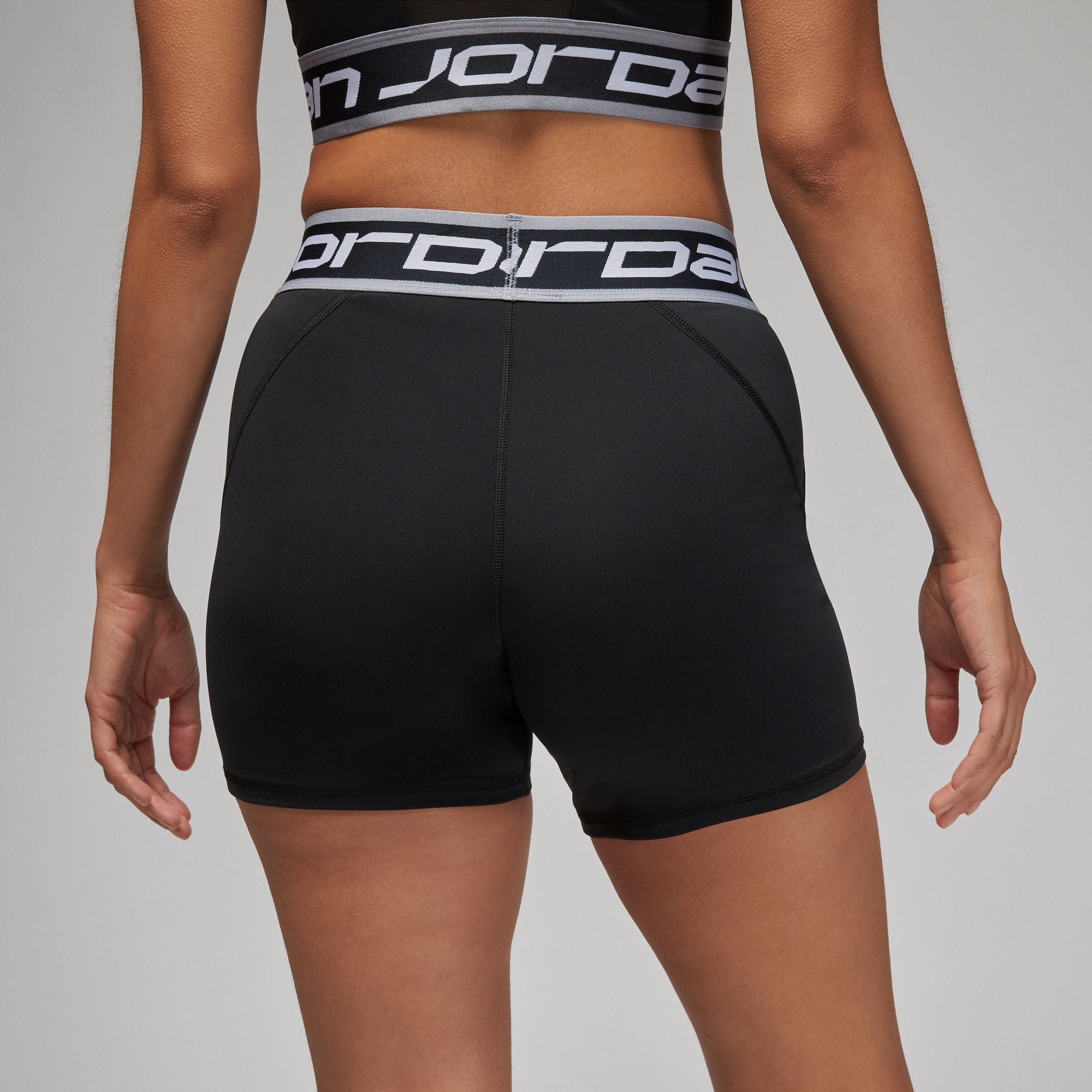 JORDAN WOMENS SPORT 5" SHORT