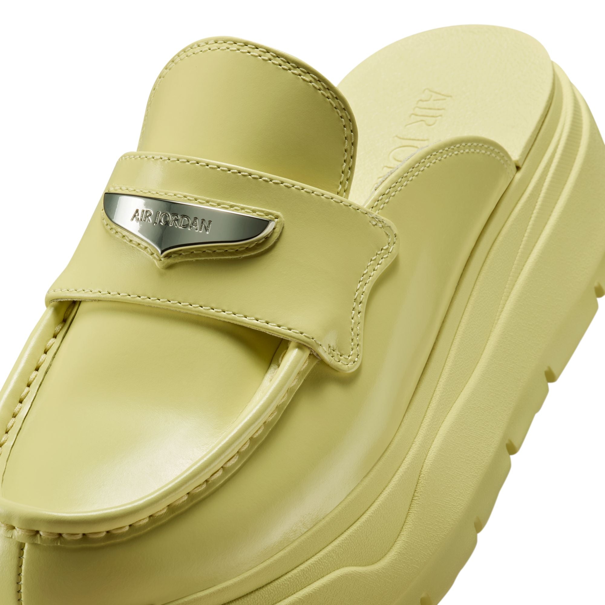 WOMENS AIR JORDAN MULE
