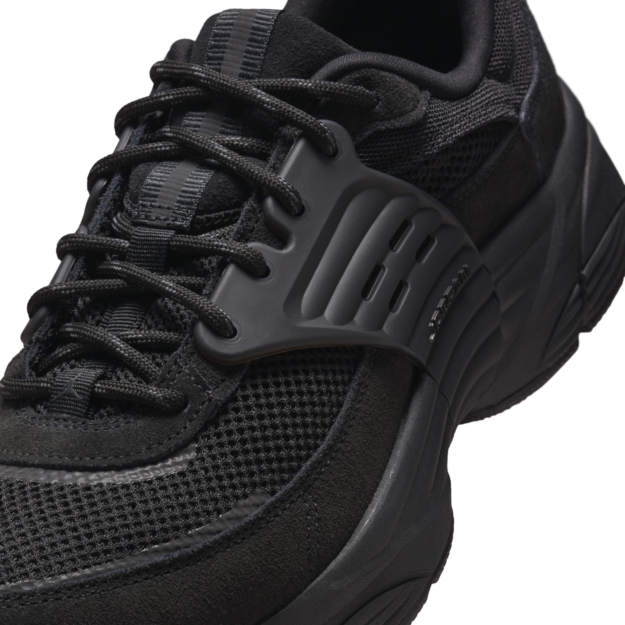 JORDAN TRUNNER O/S