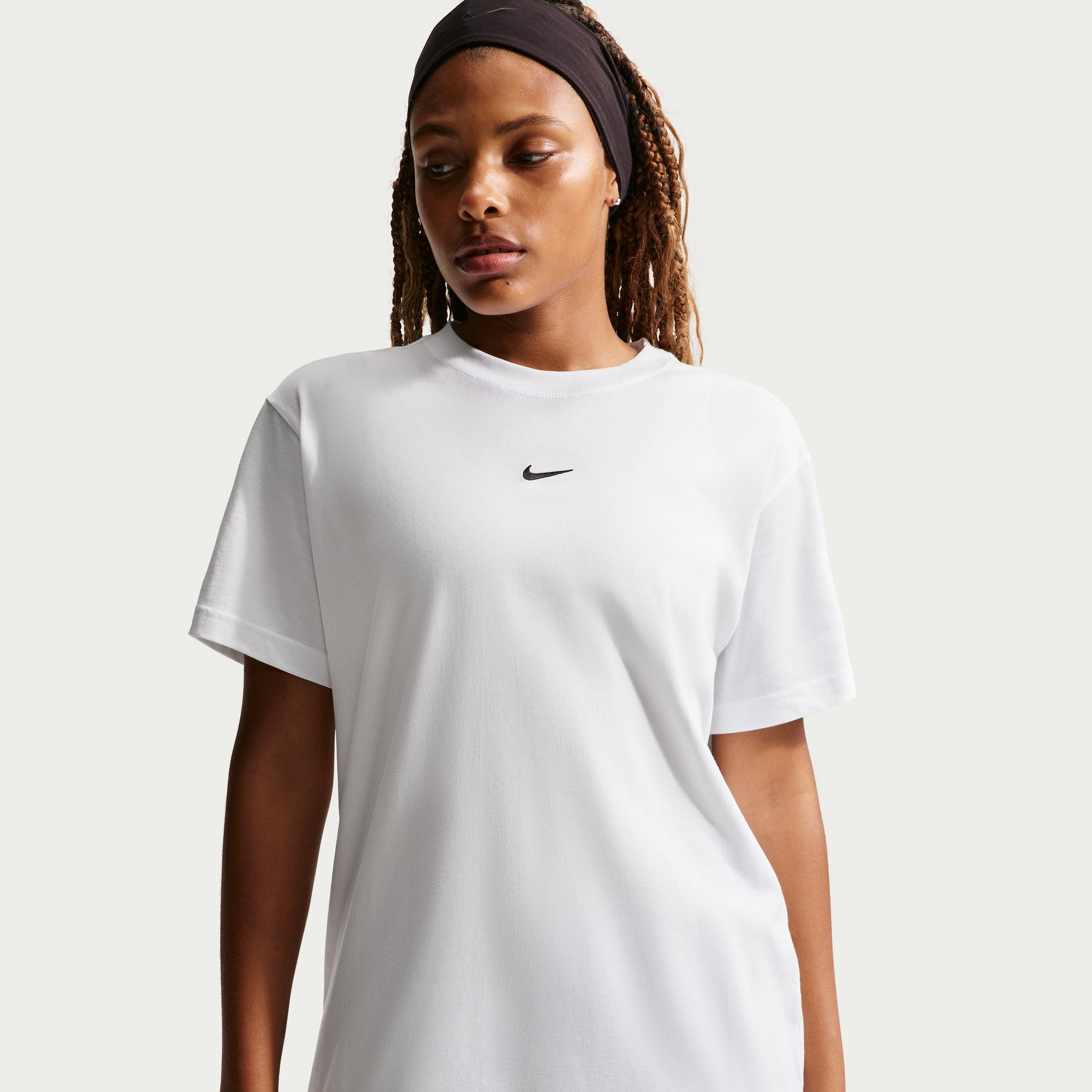 NIKE WOMENS CLASSIC TEE