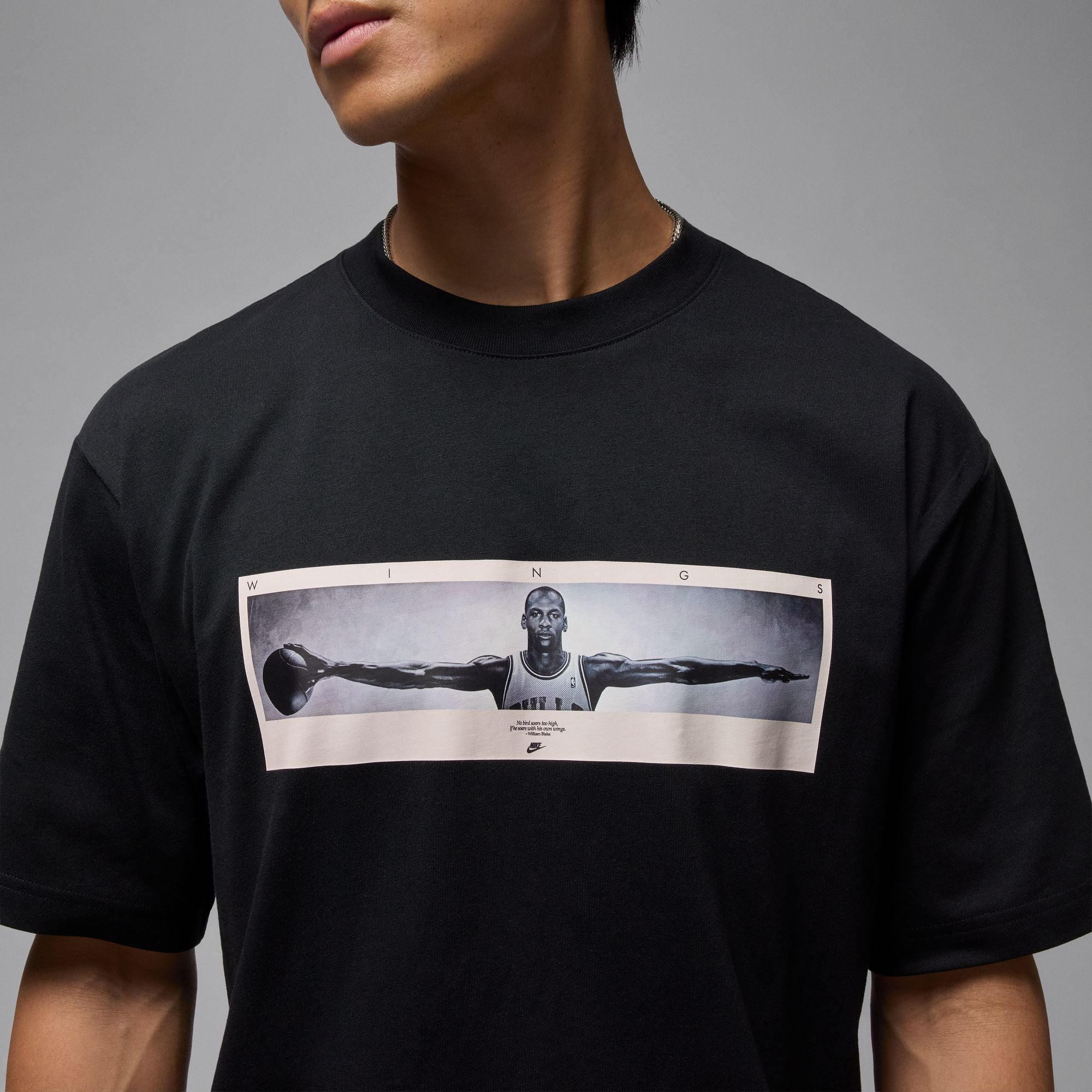 JORDAN M NC WINGS PHOTO SS CREW