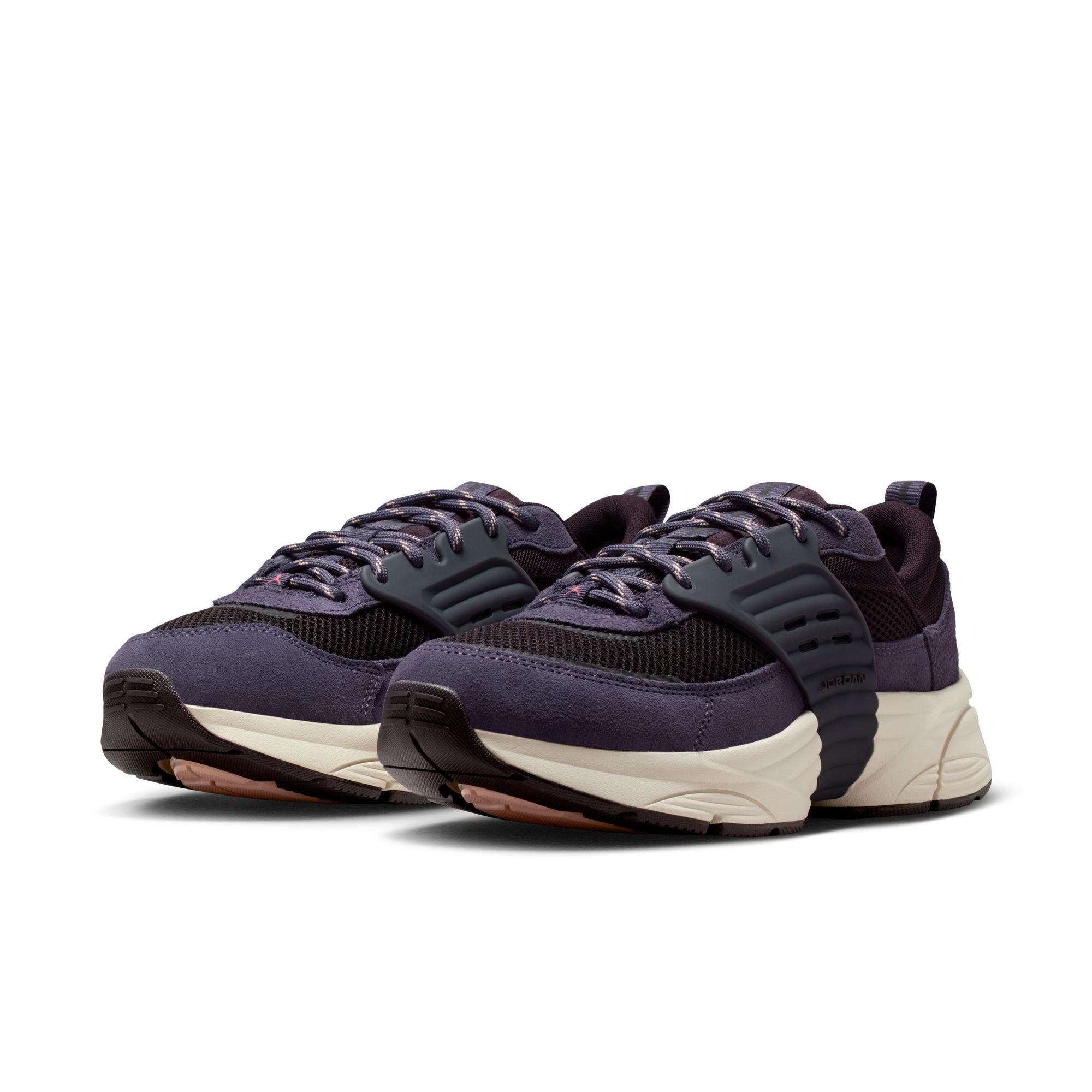 JORDAN TRUNNER O/S