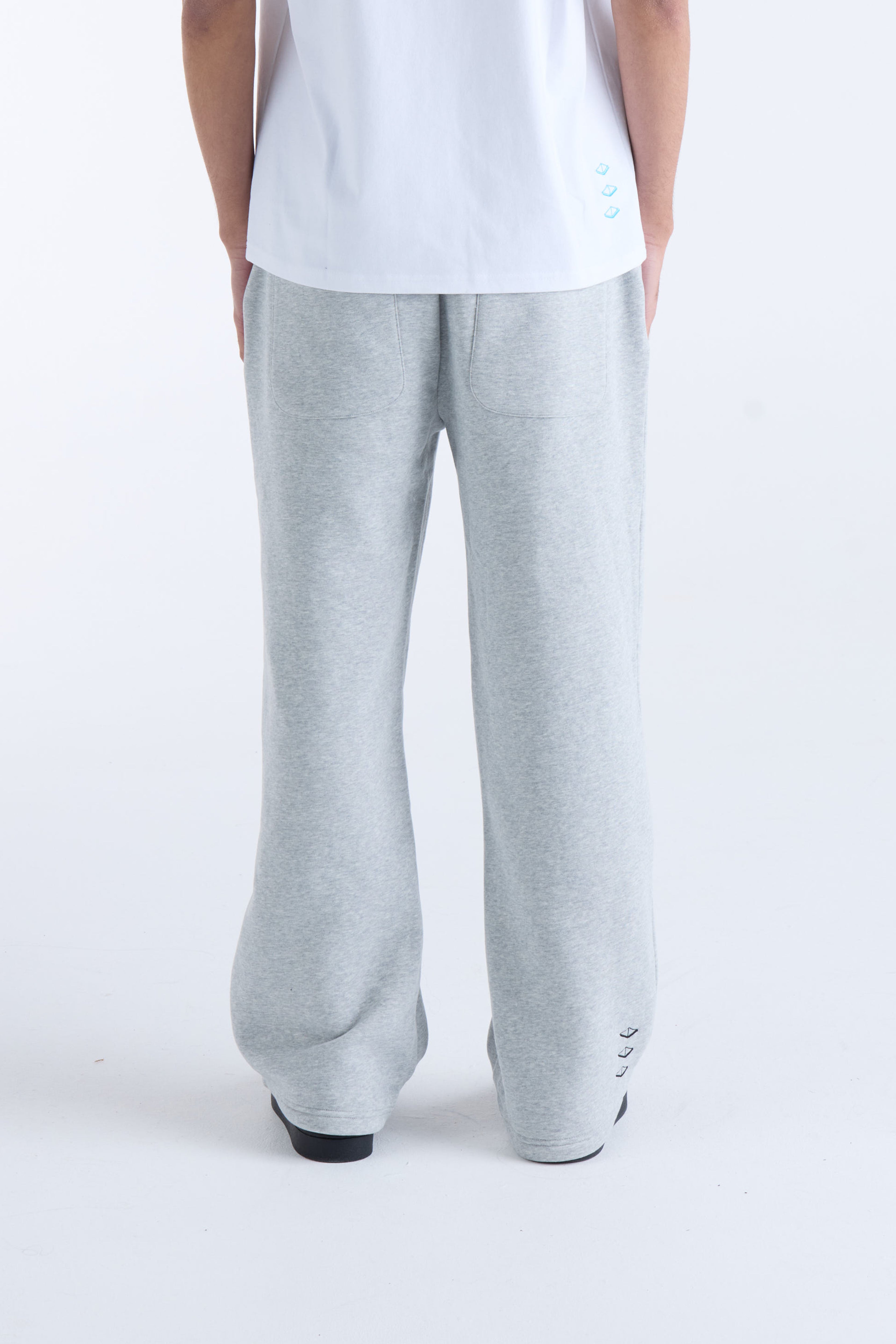 VOUSETI US AGAINST TIME TRACKPANTS