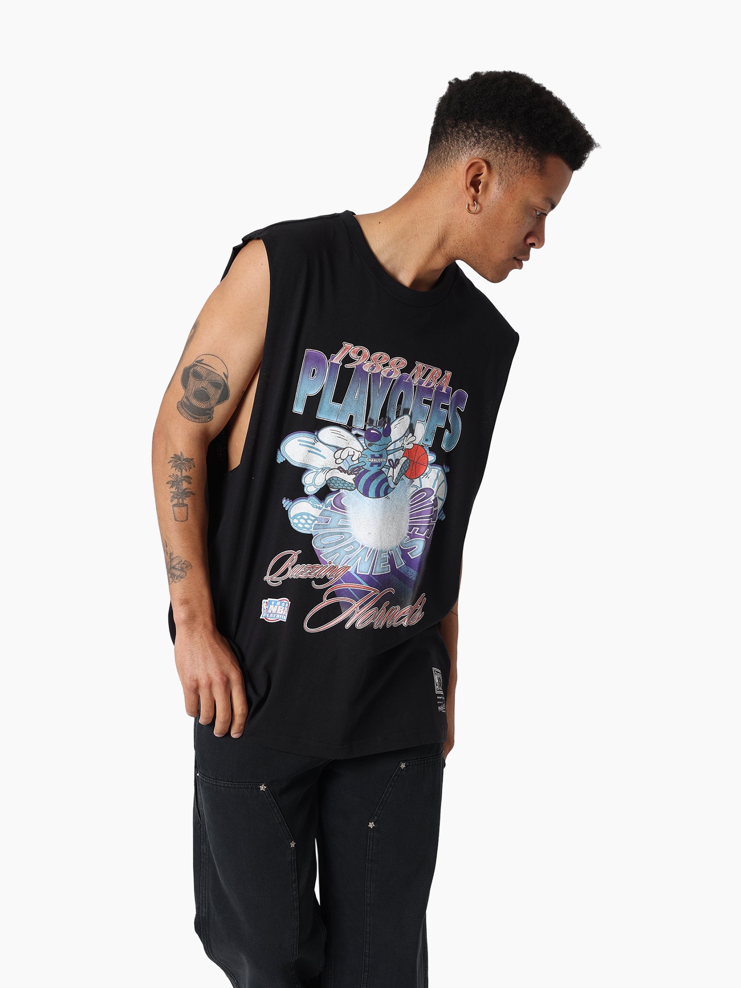 MITCHELL & NESS HORNETS HARDLIGHT MUSCLE TEE
