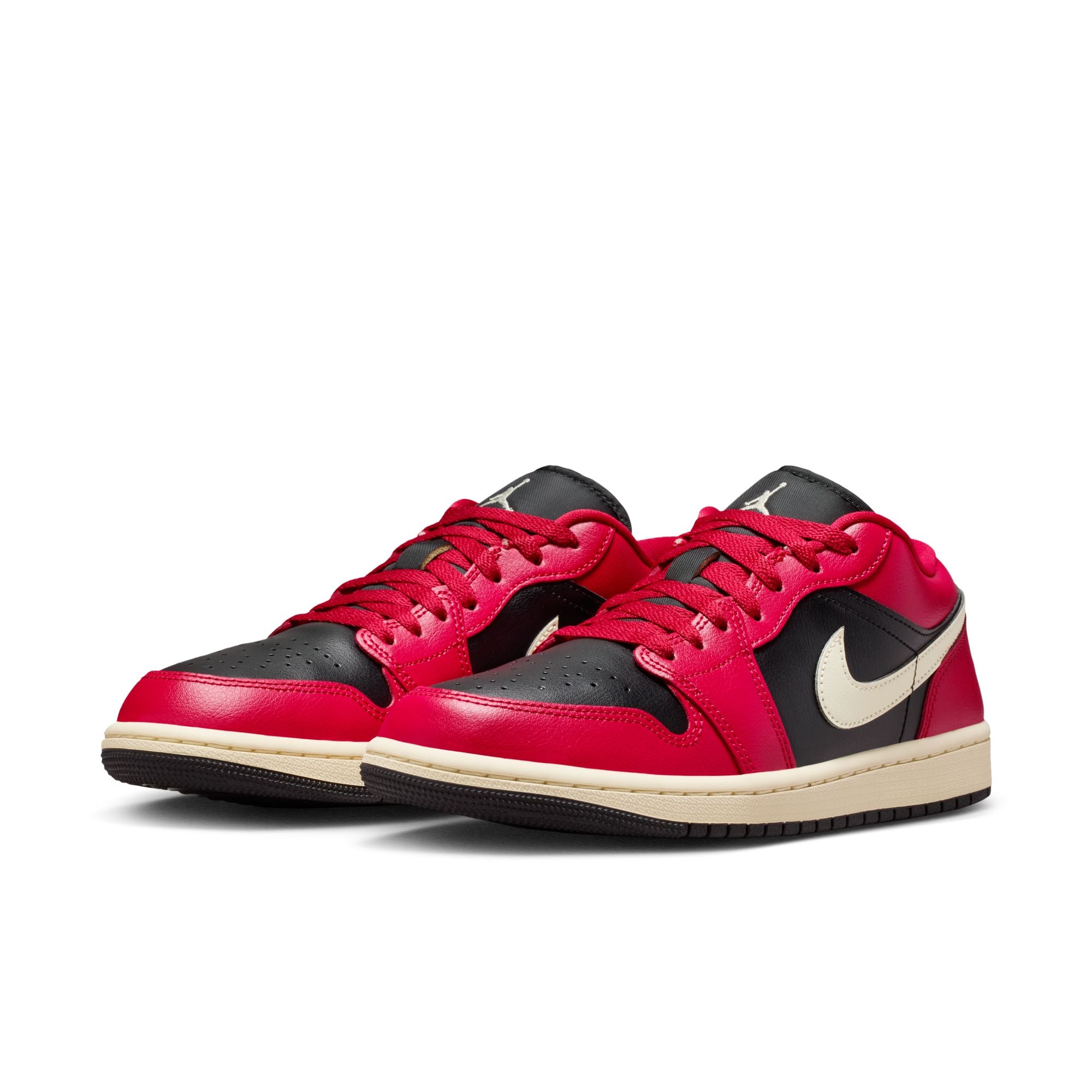 AIR JORDAN WOMENS 1 LOW
