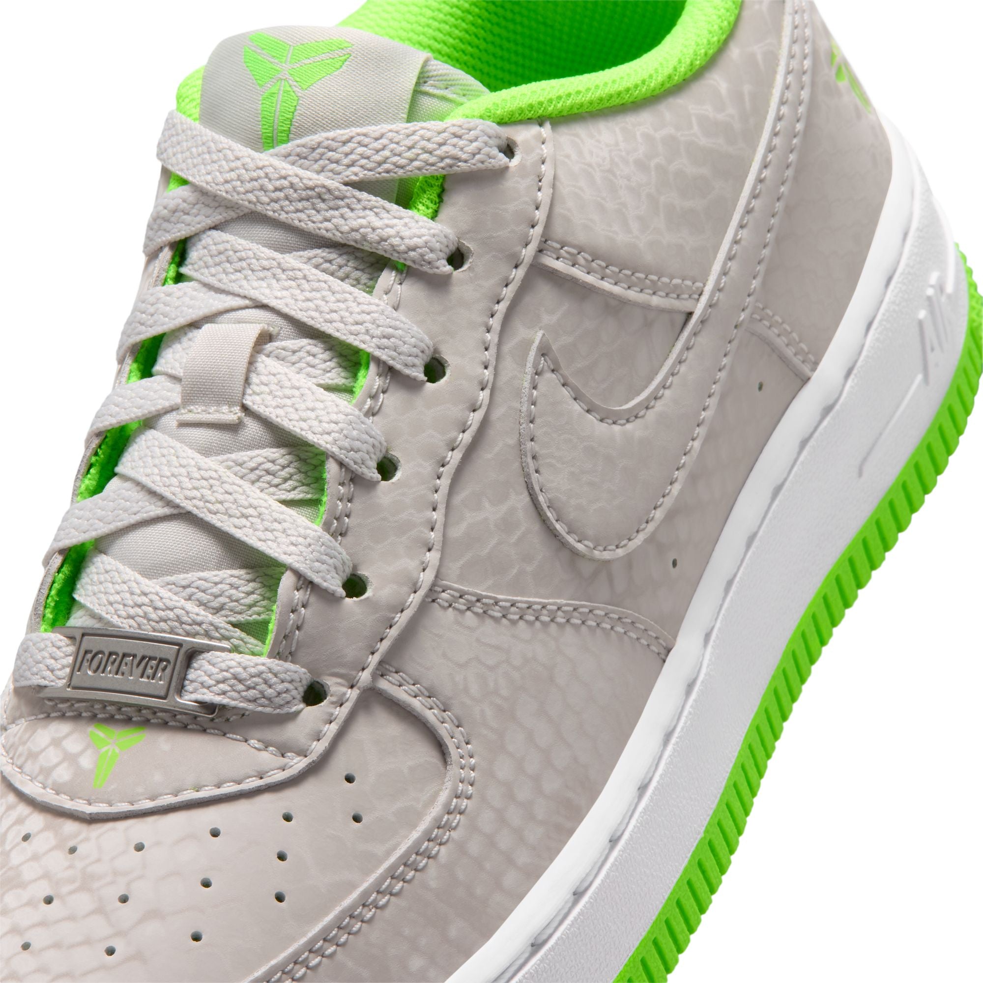 NIKE KOBE AIR FORCE 1 LOW - YOUTH