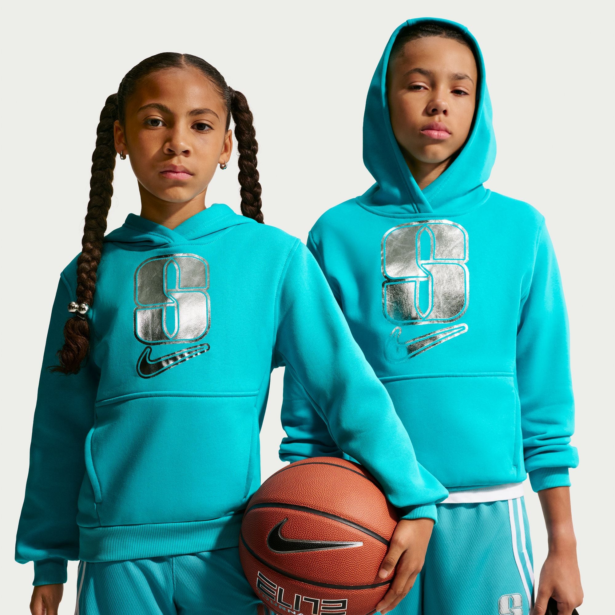 NIKE SABRINA FLEECE HOODIE - YOUTH