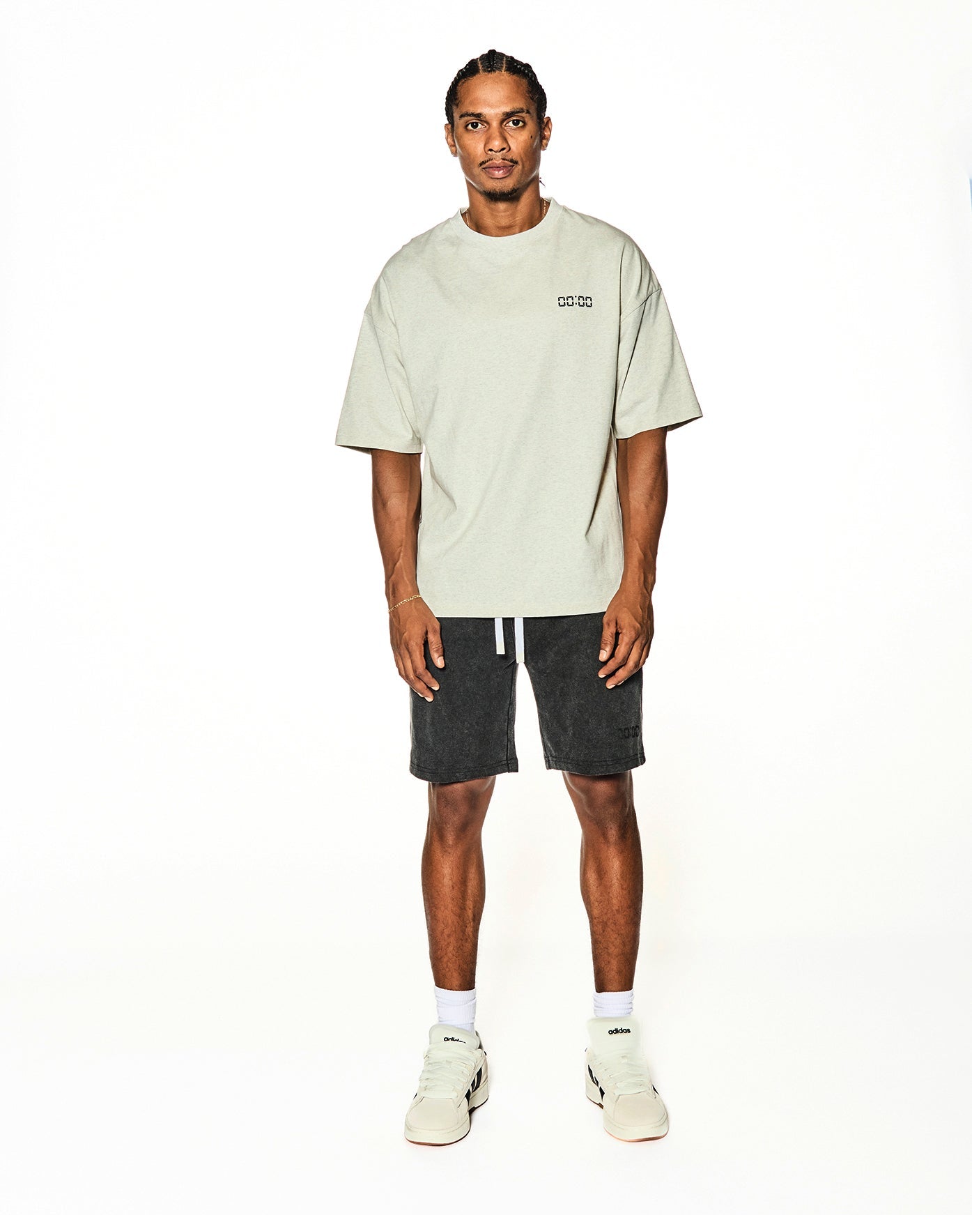 VOUSETI THE 00:00 ESSENTIALS CREW T-SHIRT