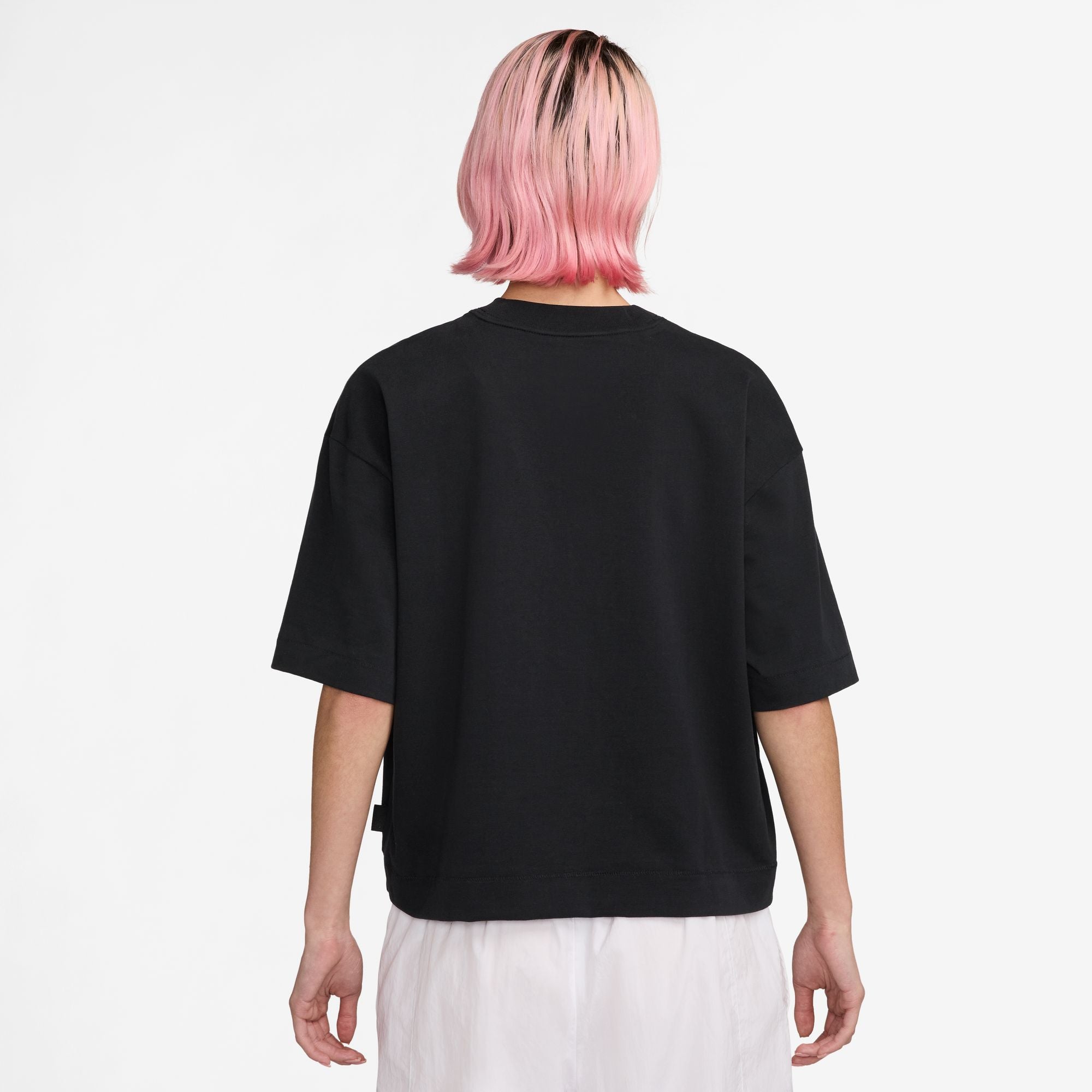 NIKE WOMENS LUXE BOXY TEE