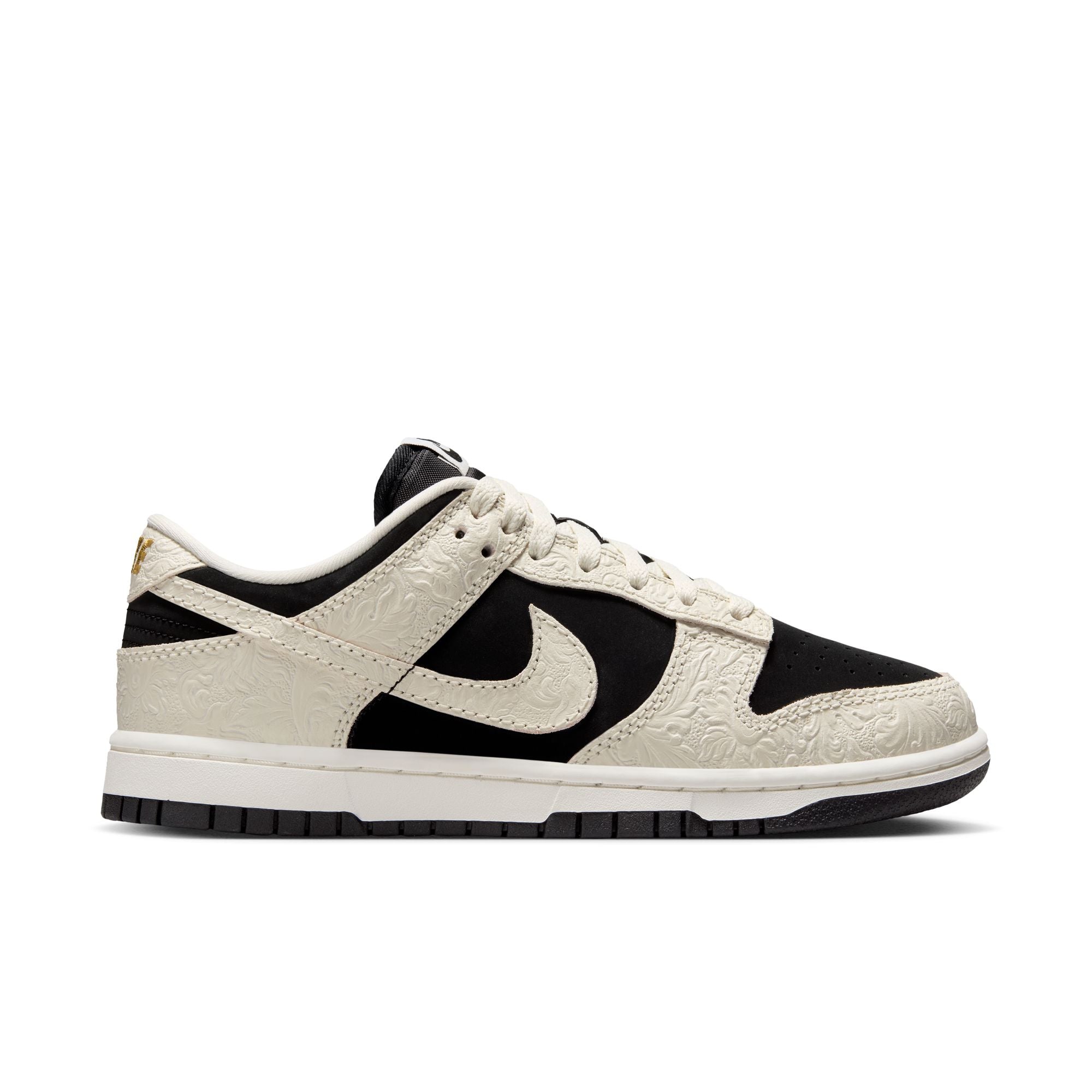 NIKE WOMENS DUNK LOW