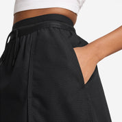 NIKE WOMENS 4IN CARGO SKIRT