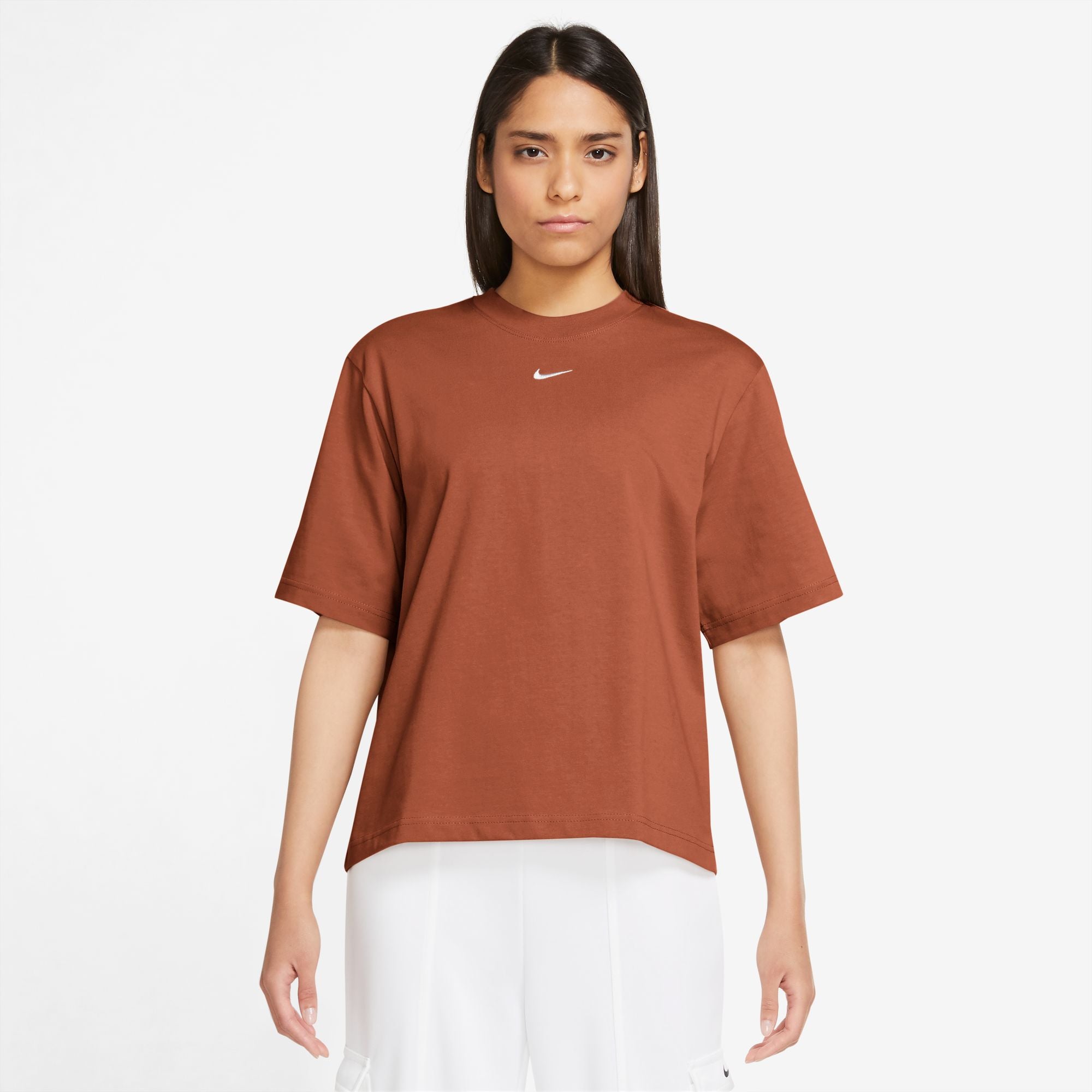 NIKE WOMENS ESSENTIAL BOXY TEE