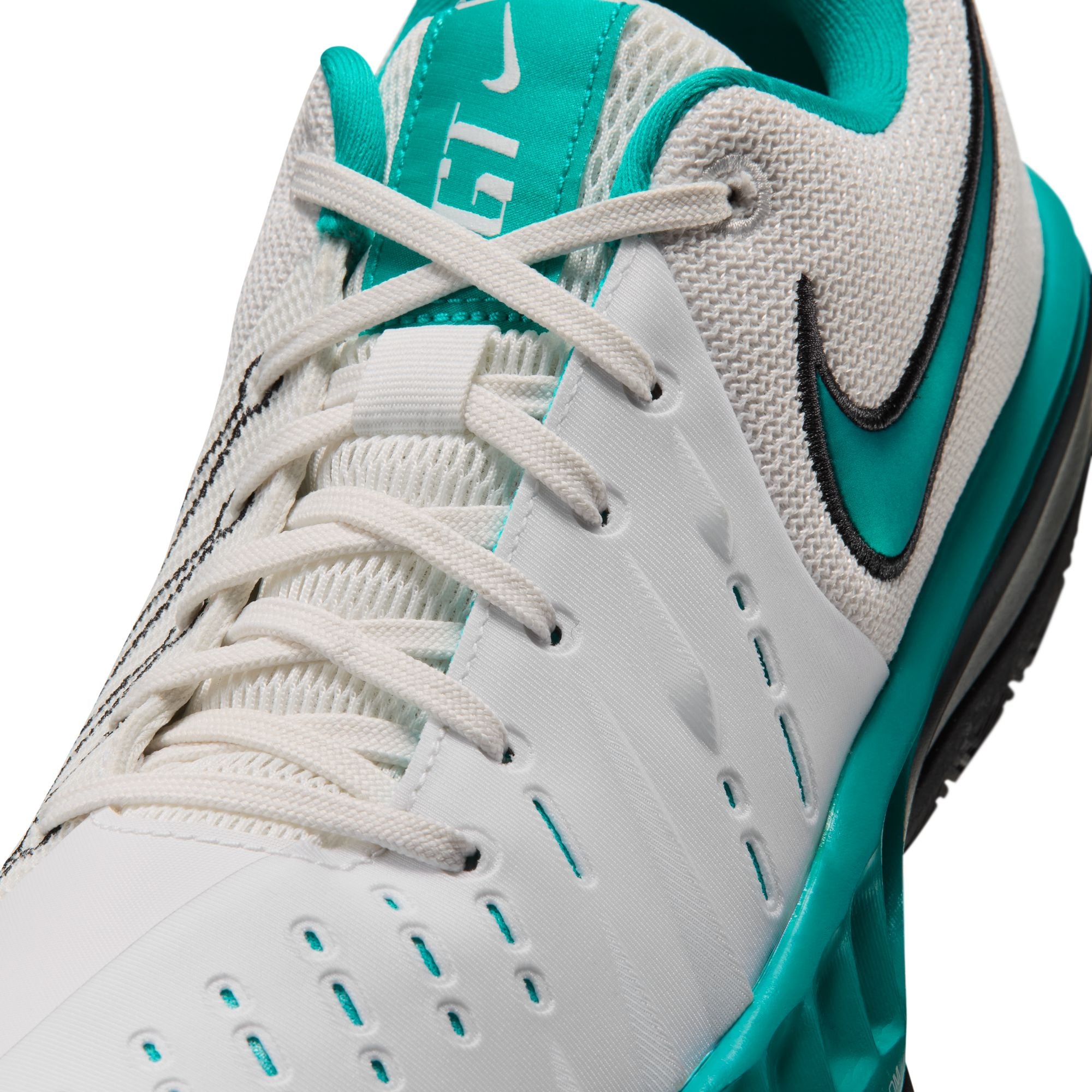 NIKE AIR ZOOM G.T. CUT ACADEMY 2