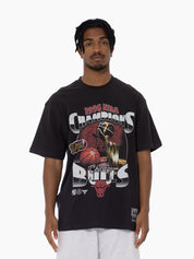 MITCHELL & NESS TRUE COLOURS TEE BULLS