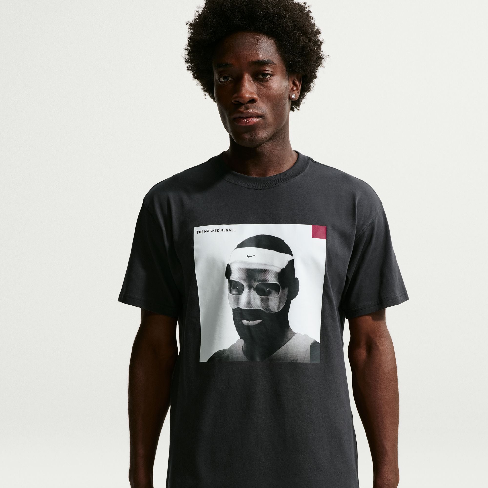 NIKE MENS LEBRON 'MASKED MENACE' TEE