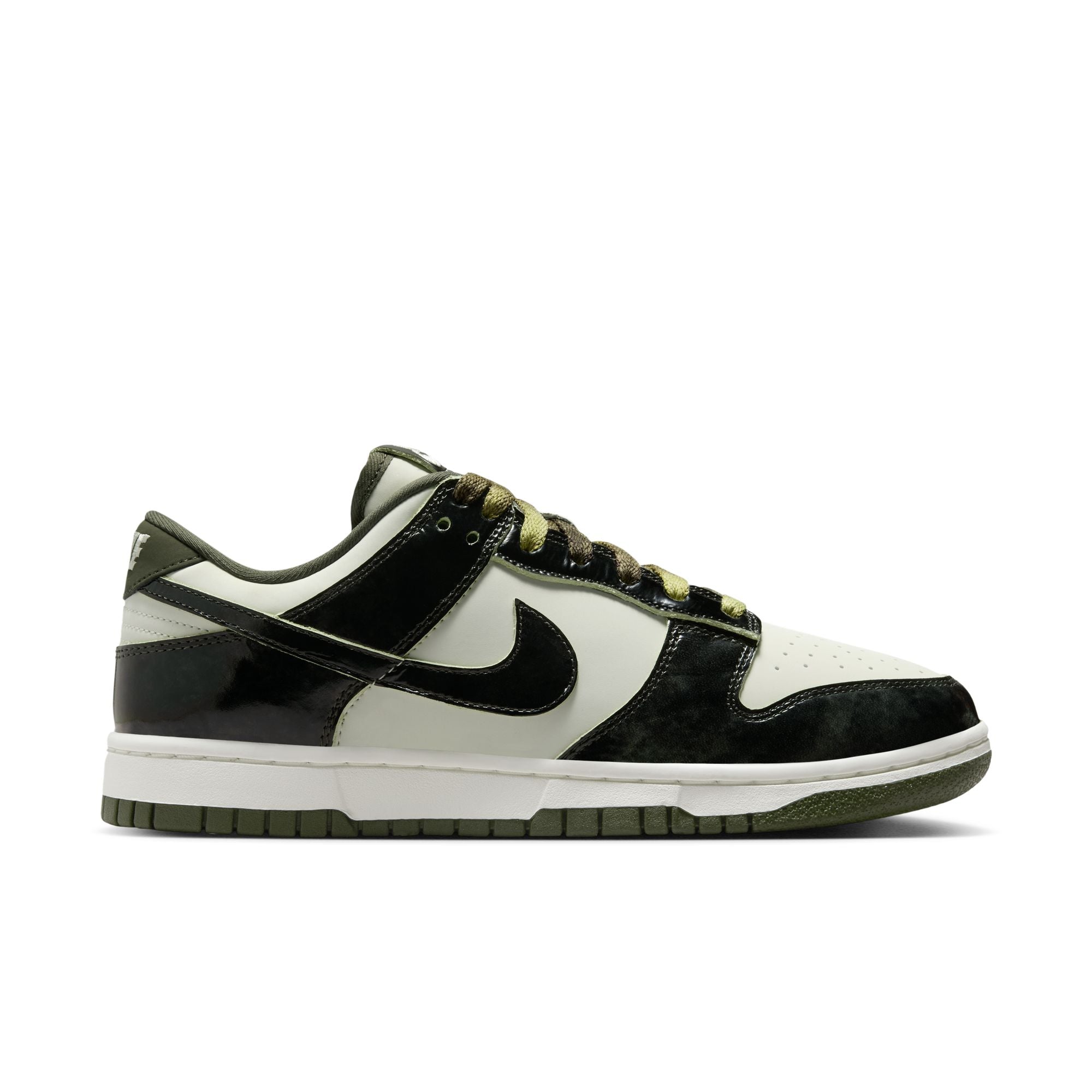 NIKE WOMENS DUNK LOW