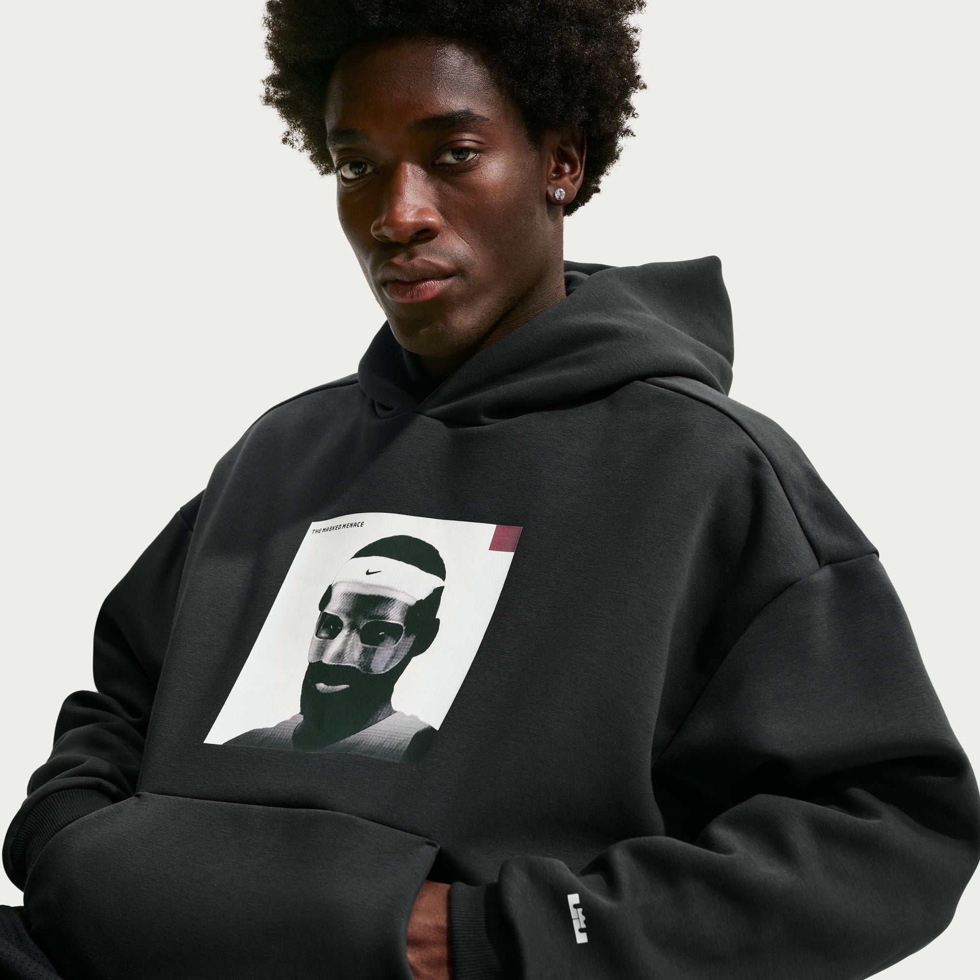 NIKE MENS LEBRON 'MASKED MENACE' HOODIE