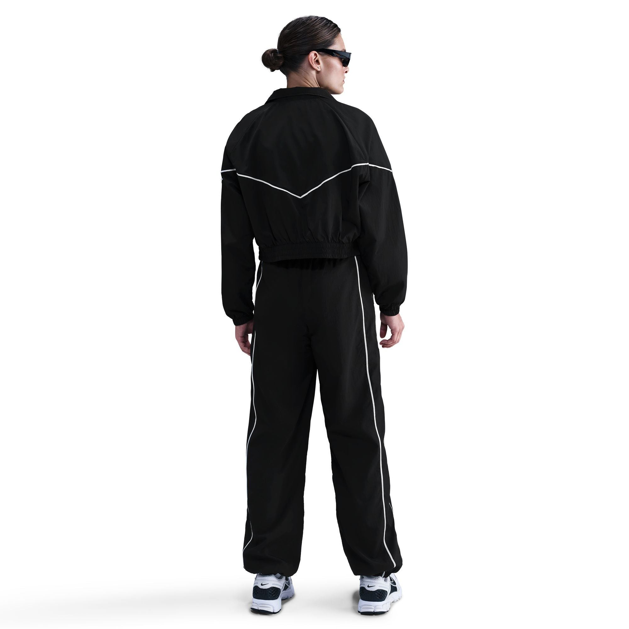 NIKE WOMENS WINDRUNNER JACKET