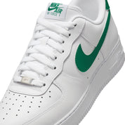 NIKE AIR FORCE 1 '07