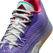 NIKE S.T. FLARE