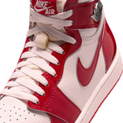 WOMENS AIR JORDAN 1 RETRO HIGH OG "NAILS AND GRAILS"