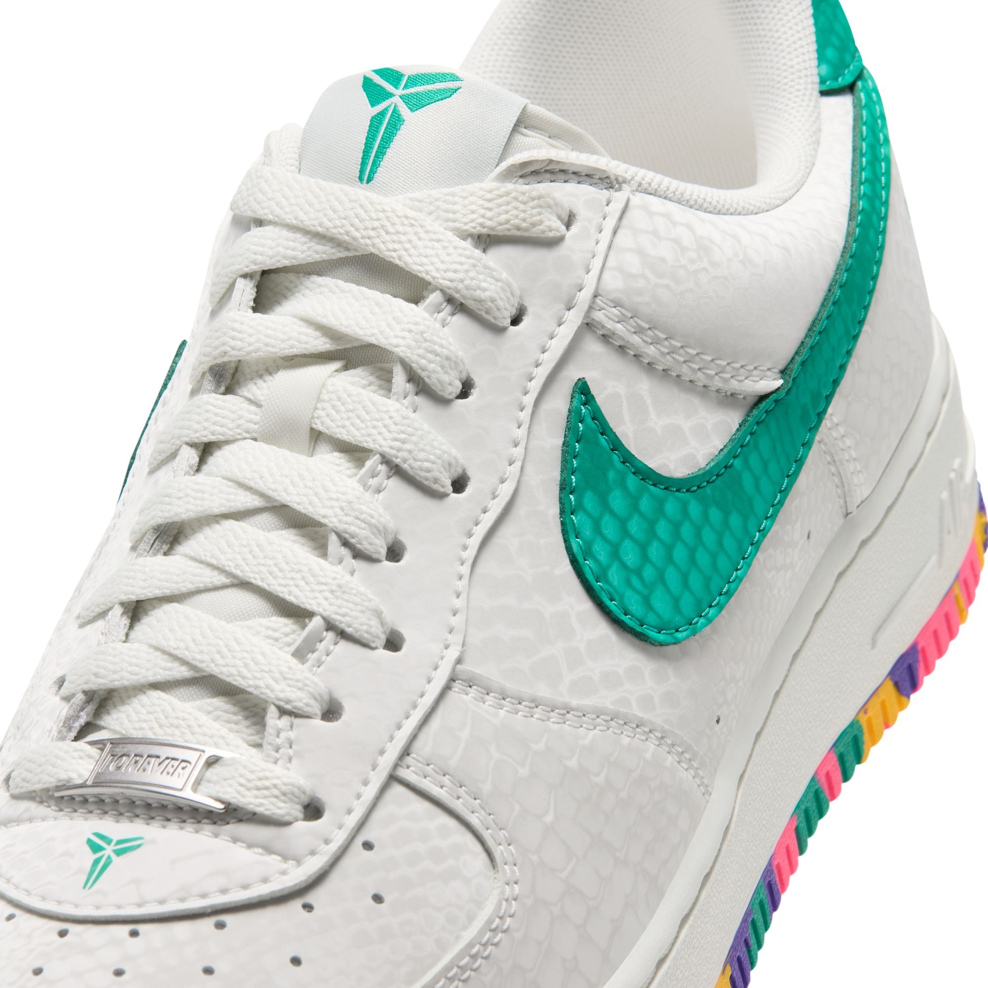 NIKE KOBE AIR FORCE 1 LOW