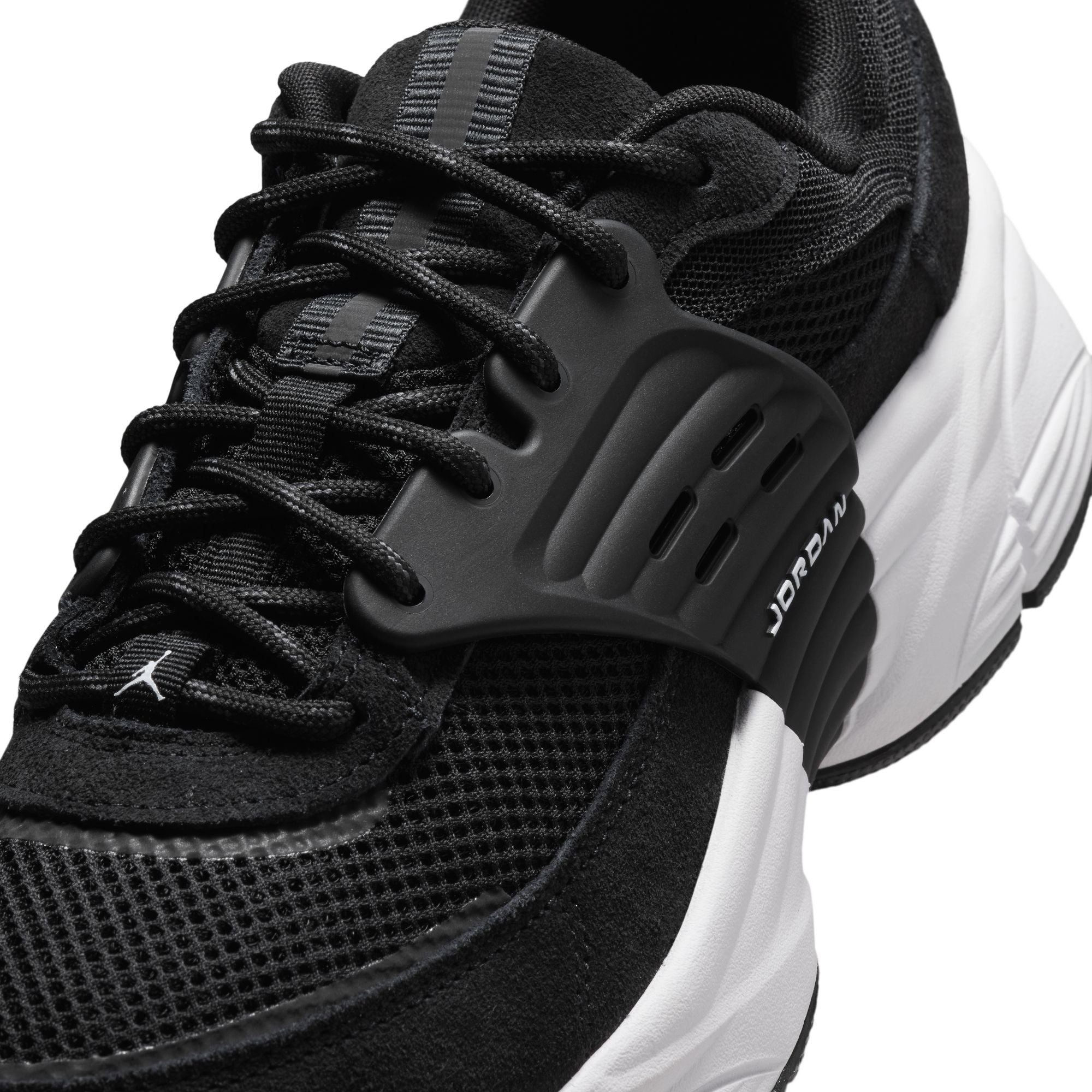 JORDAN TRUNNER O/S