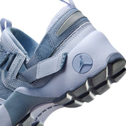 JORDAN WOMENS TRUNNER LX