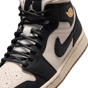 WOMENS AIR JORDAN 1 MID SE