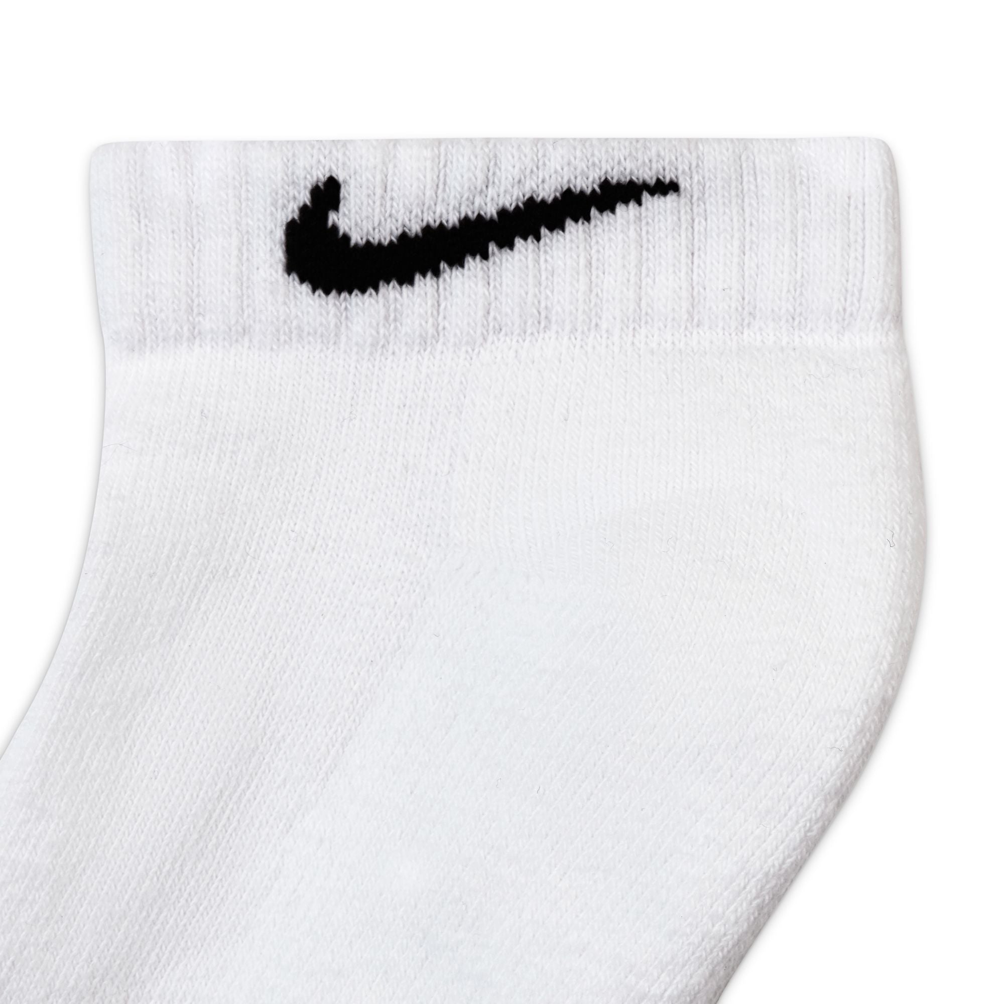 NIKE EVERYDAY CUSHIONED LOW SOCKS - 3 PACK