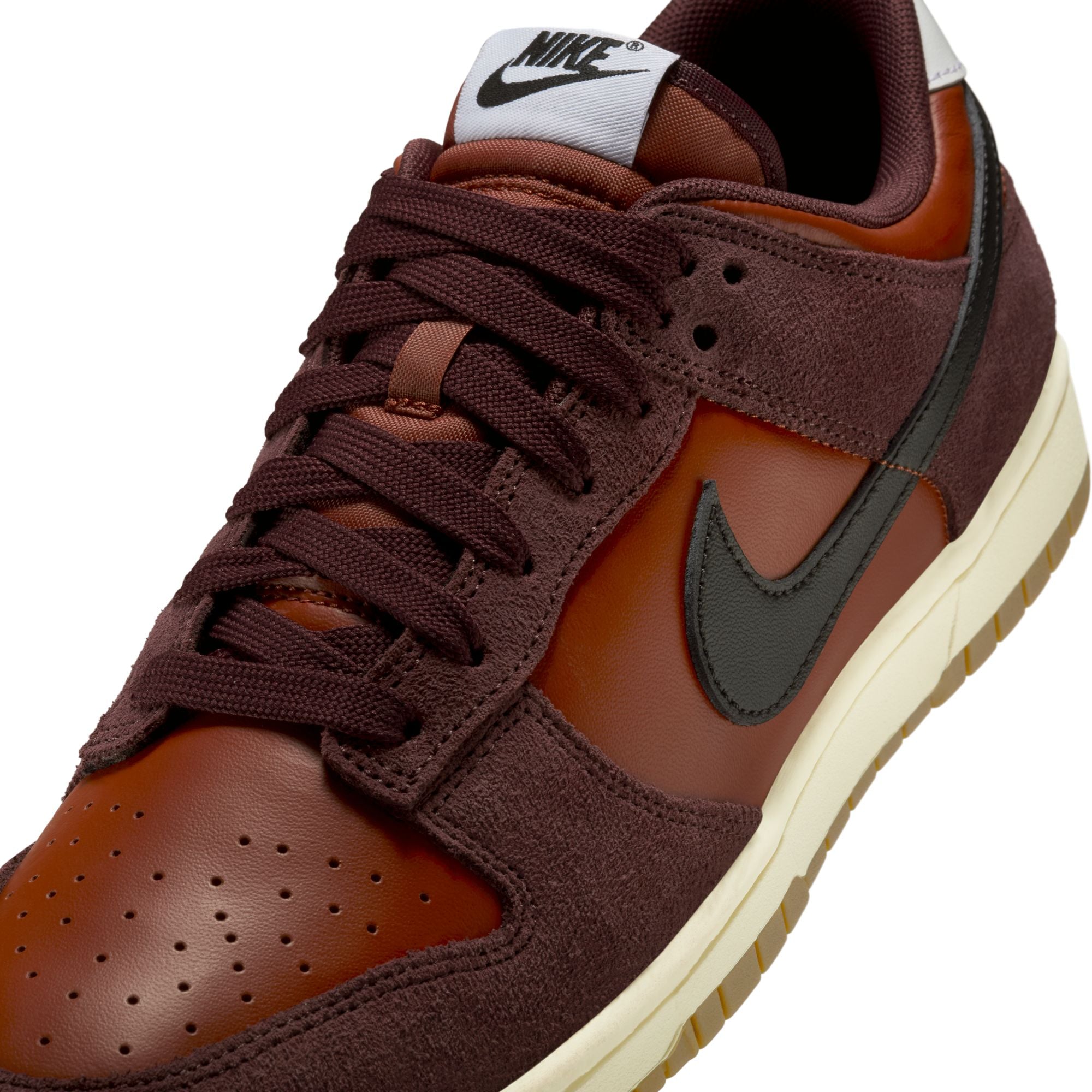 NIKE DUNK LOW RETRO SE