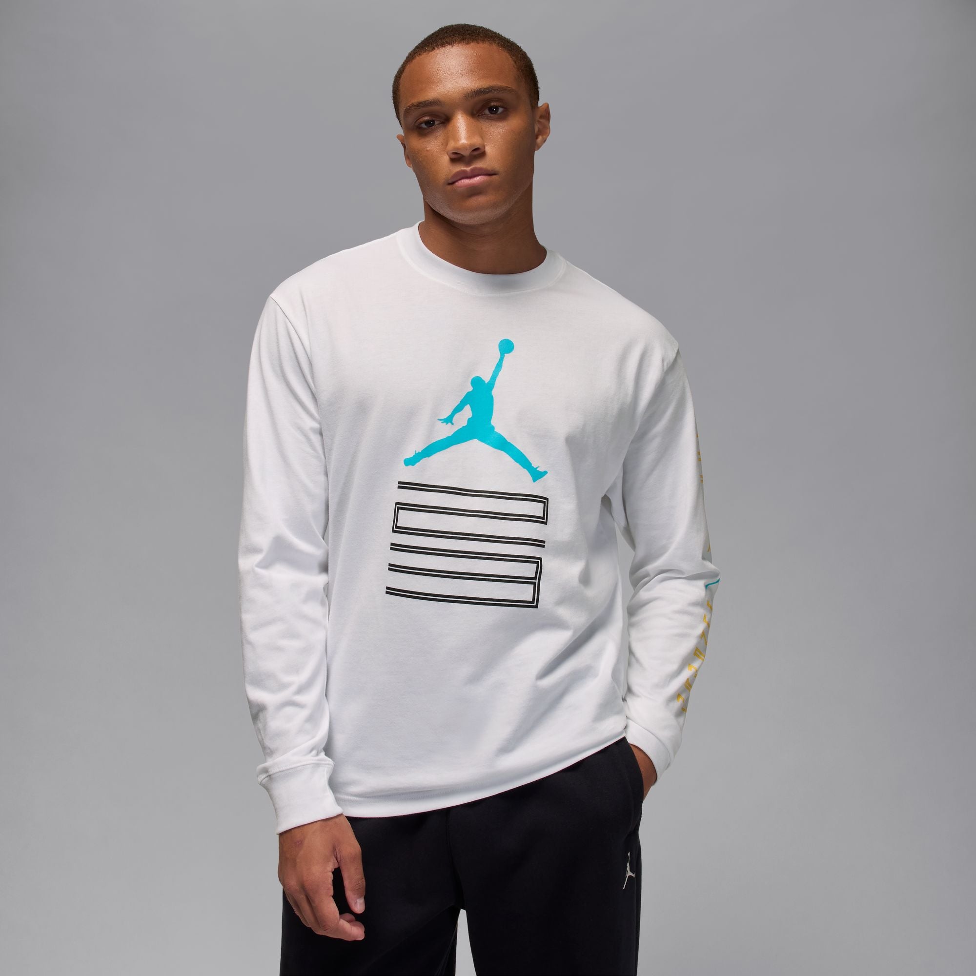 M J BRK AJ11 GFX LS CREW