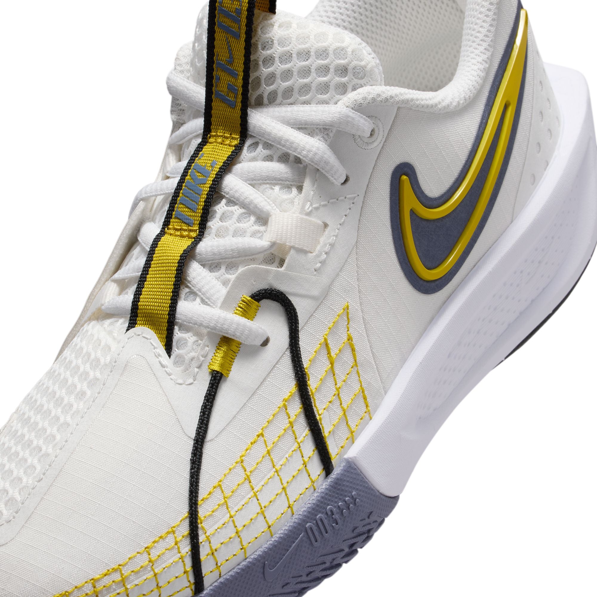 NIKE G.T. CUT 3 SE YOUTH