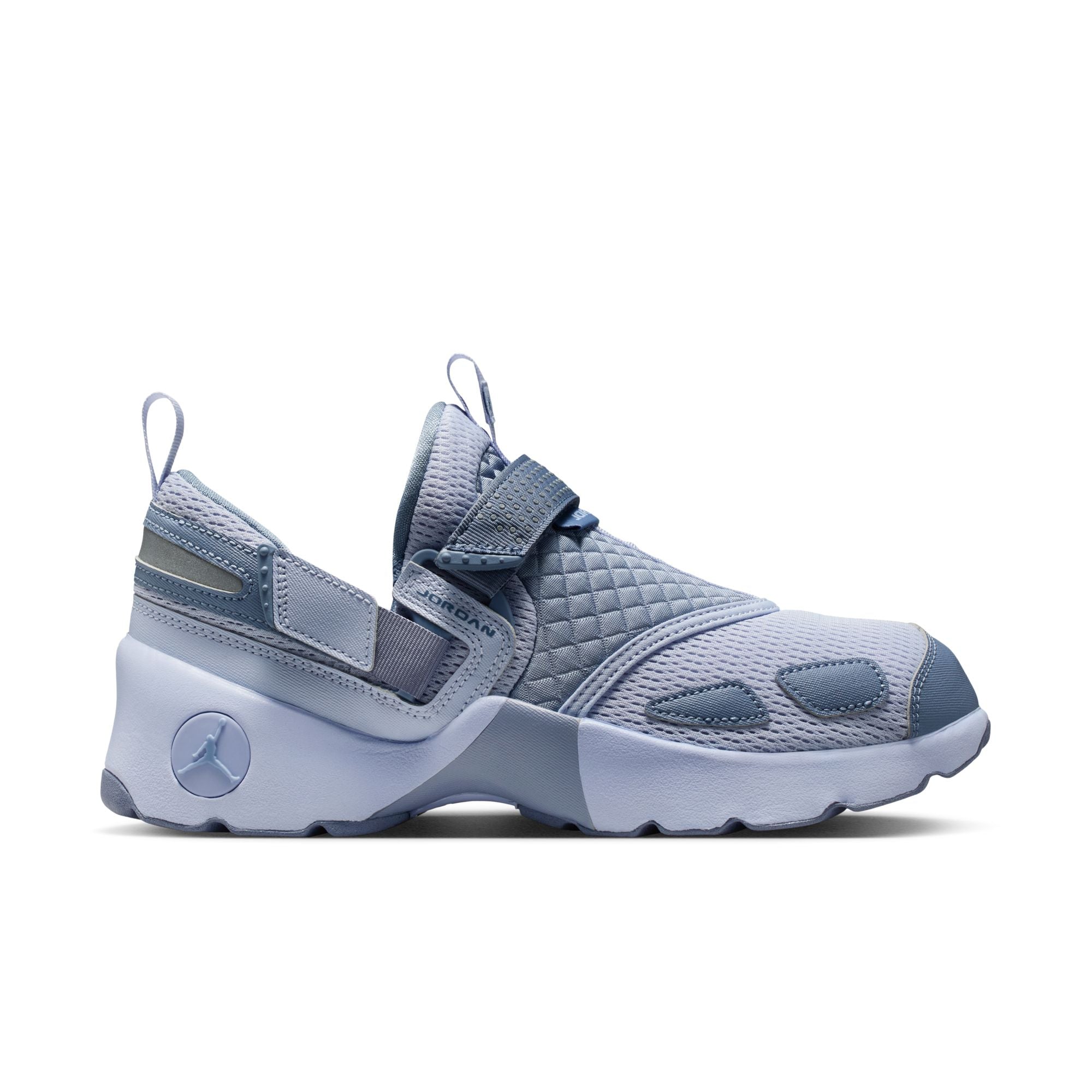 JORDAN WOMENS TRUNNER LX