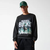 NEW ERA NBA WASHED GRAPHIC CREW MILWAUKEE BUCKS