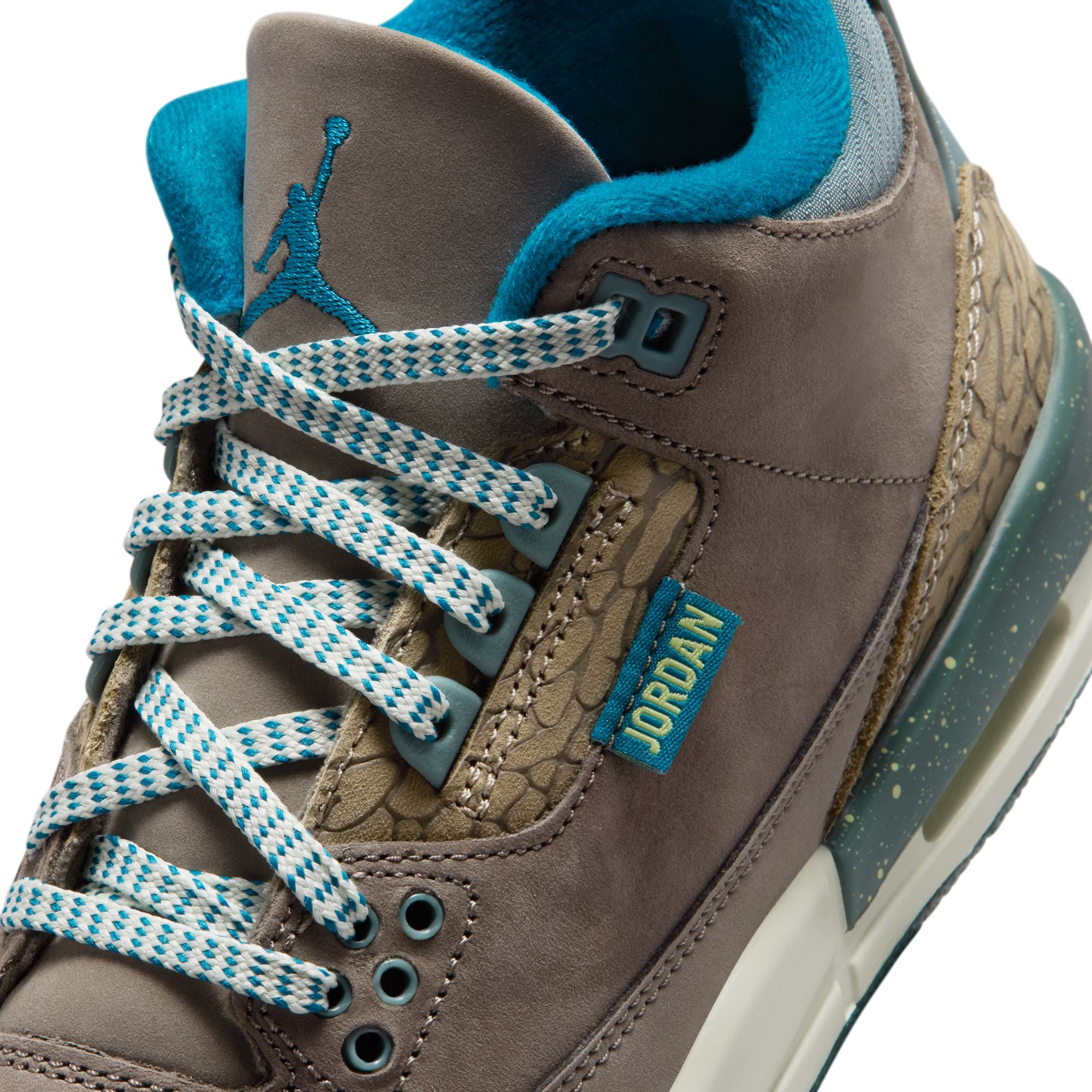 AIR JORDAN 3 RETRO - YOUTH