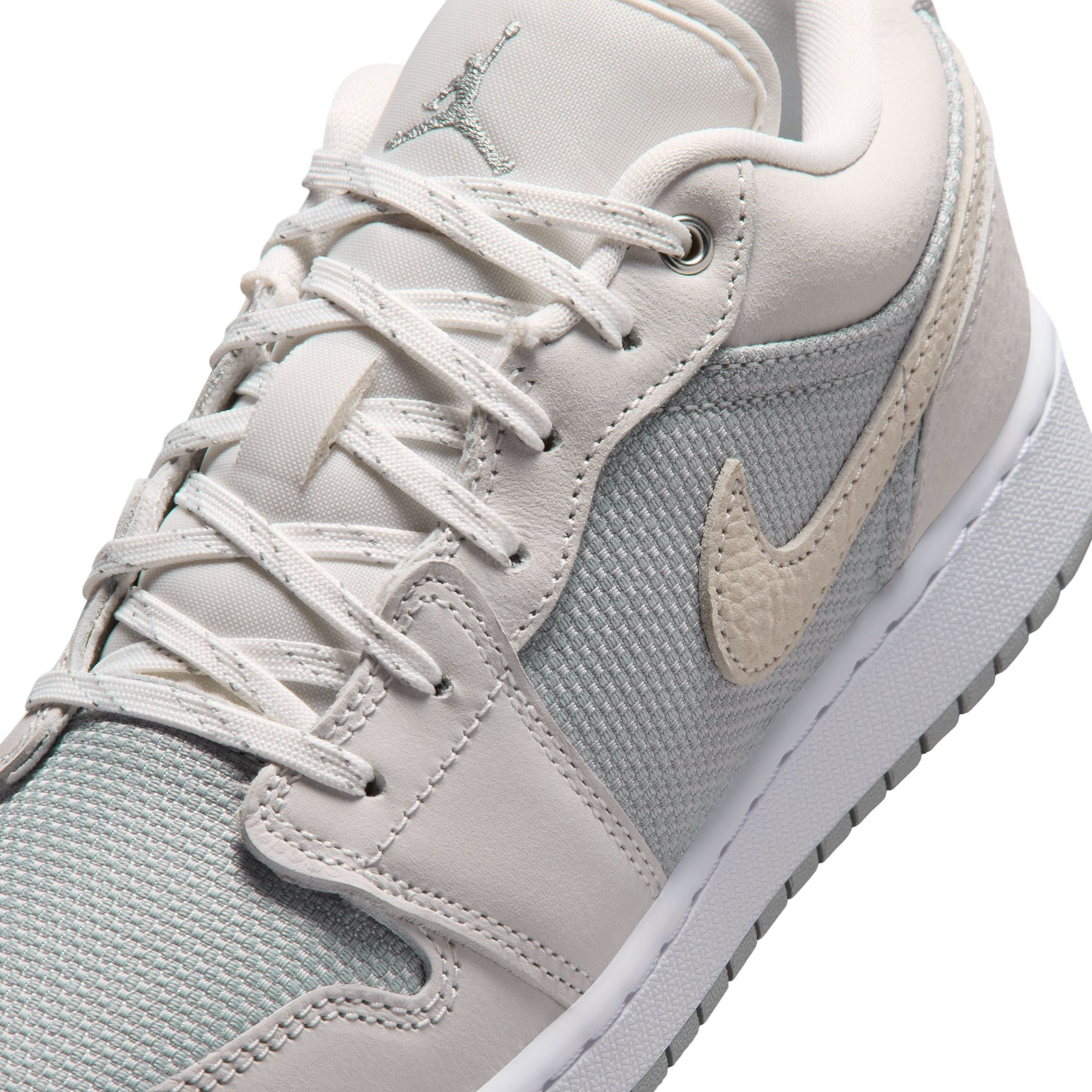 AIR JORDAN 1 LOW SE - YOUTH